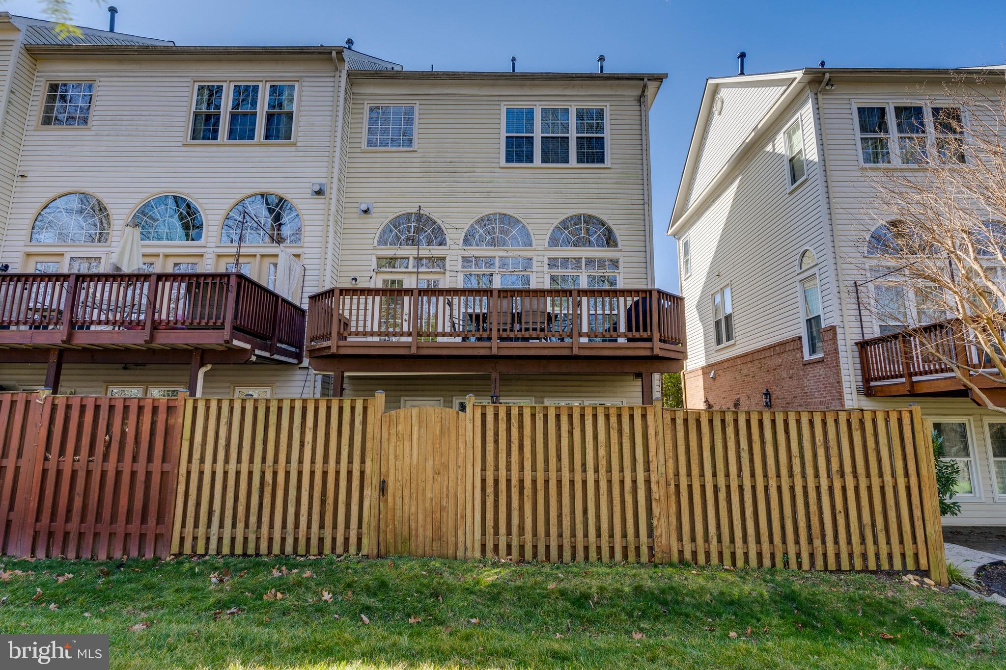 5404 CHIEFTAIN CIRCLE