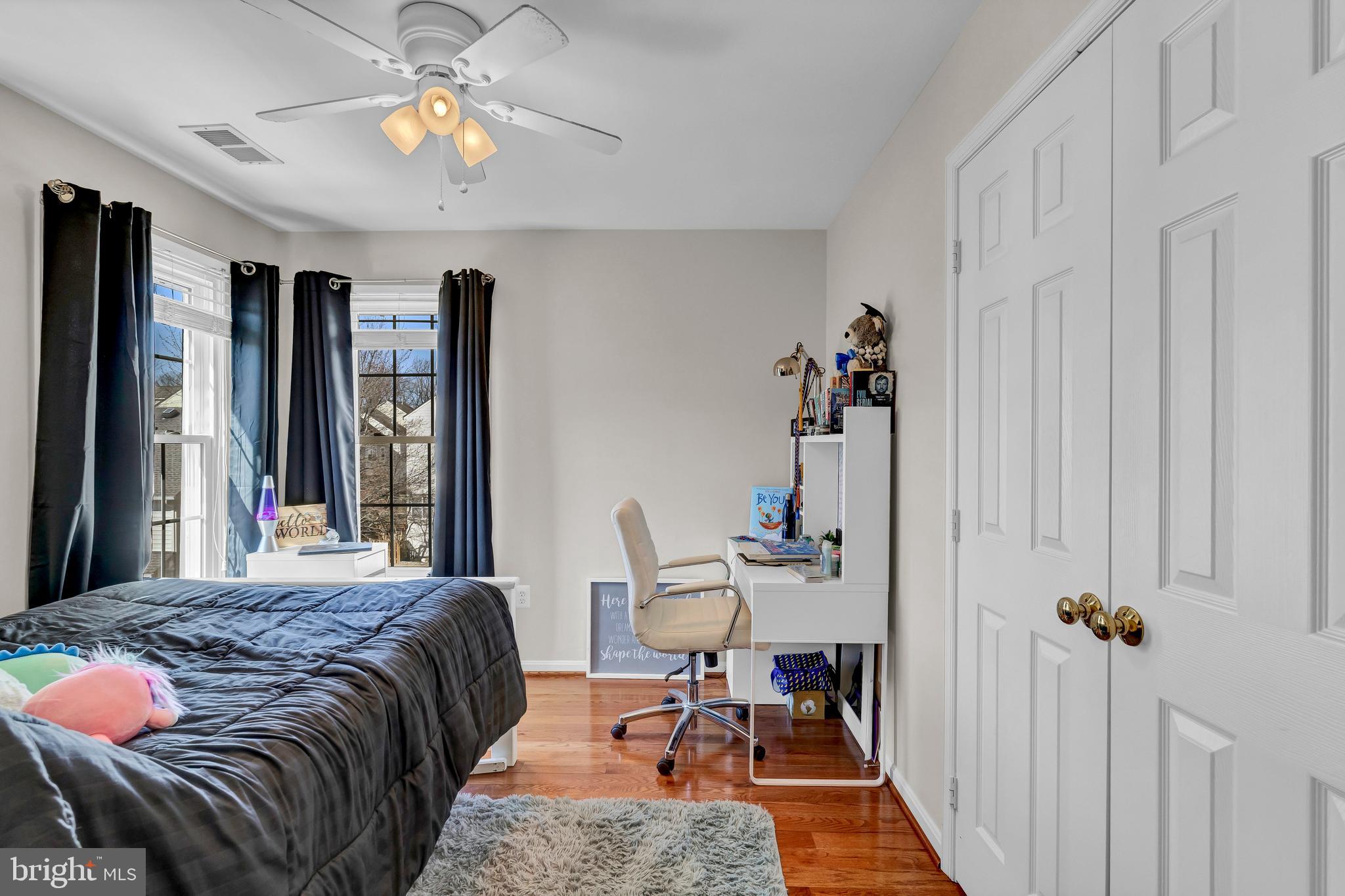 5404 CHIEFTAIN CIRCLE