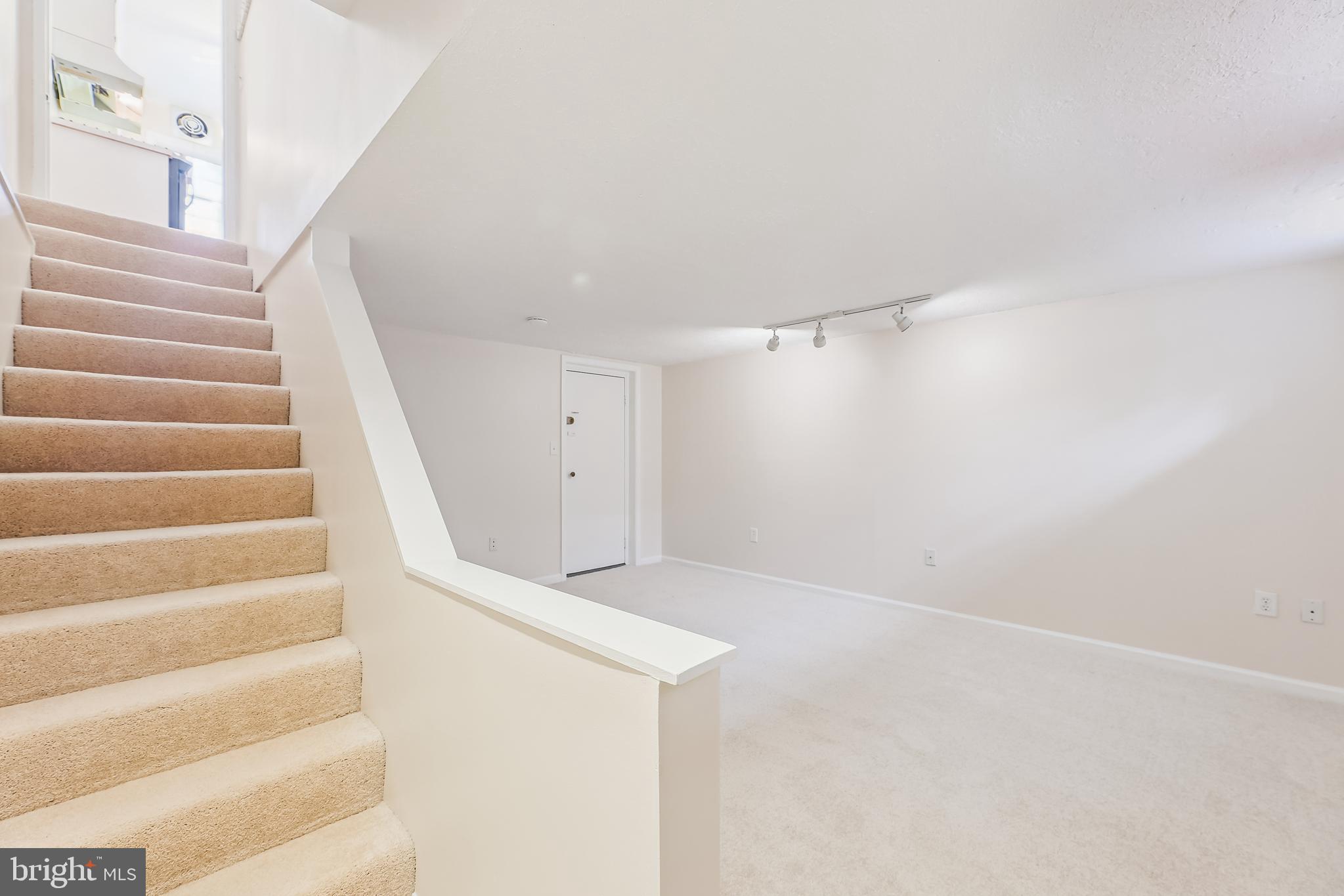 6516 10TH STREET 6516