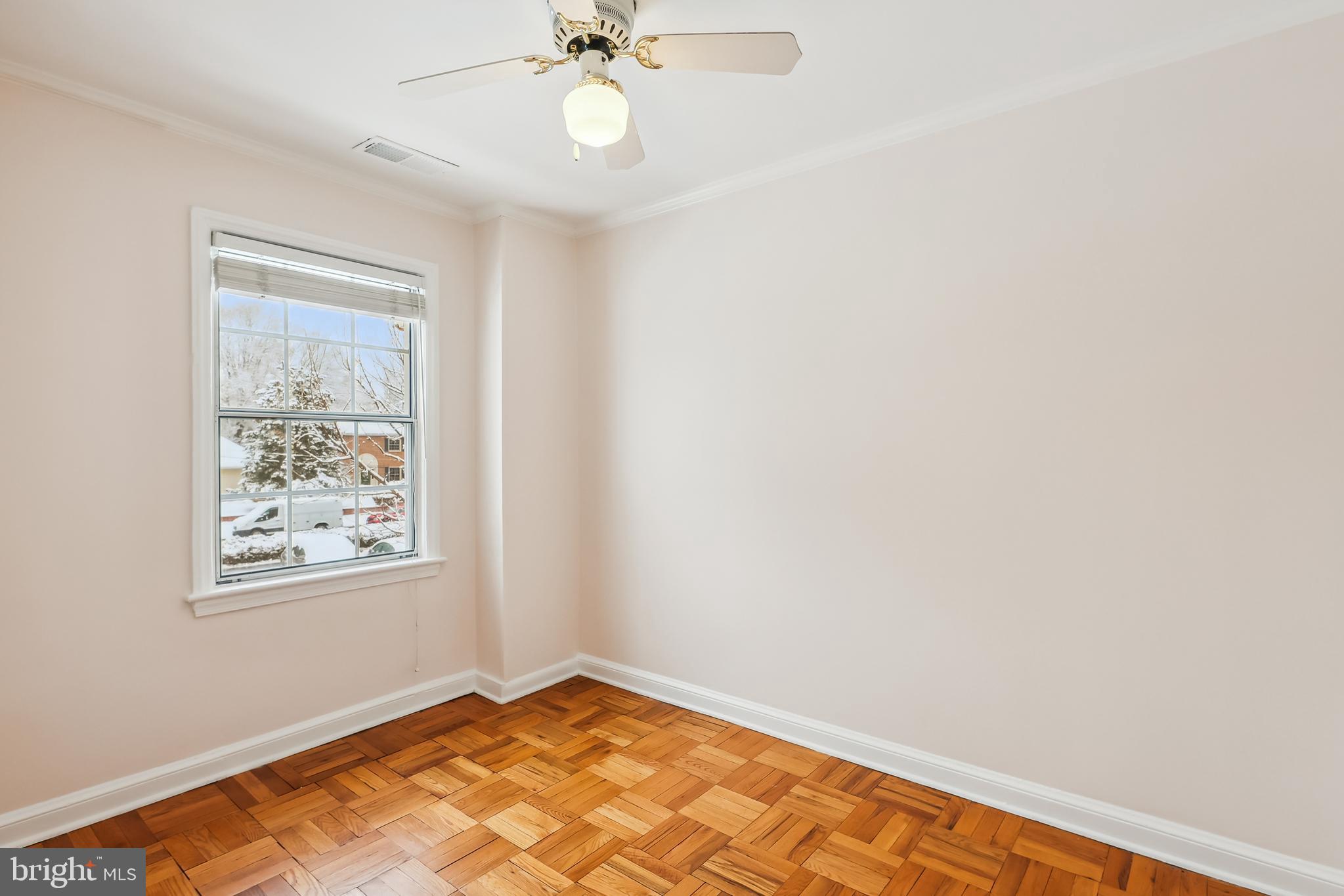 6516 10TH STREET 6516