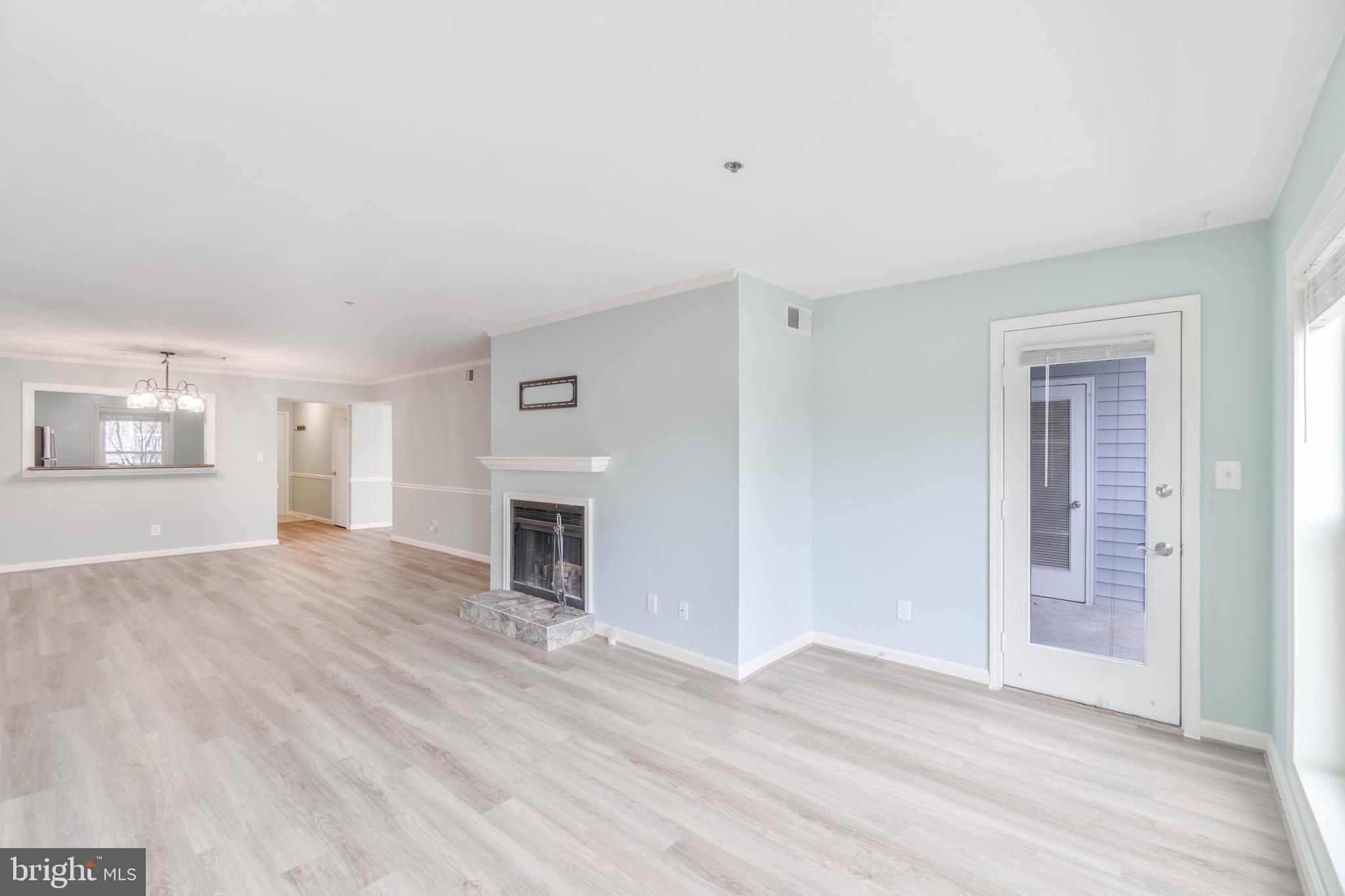 10248 APPALACHIAN CIRCLE 1-B2