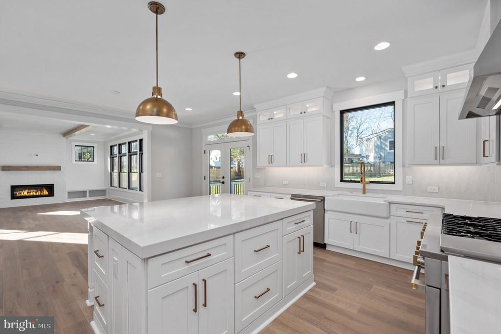304 BRANCH ROAD SE