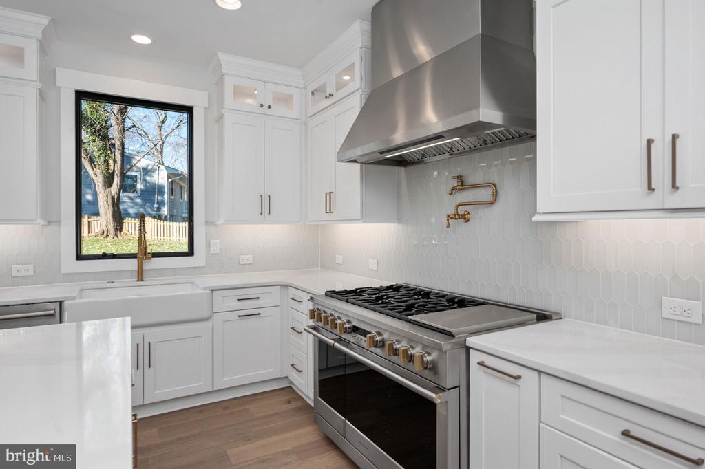 304 BRANCH ROAD SE