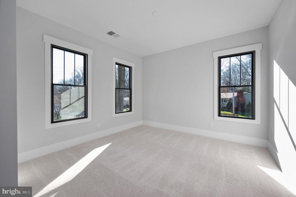 304 BRANCH ROAD SE