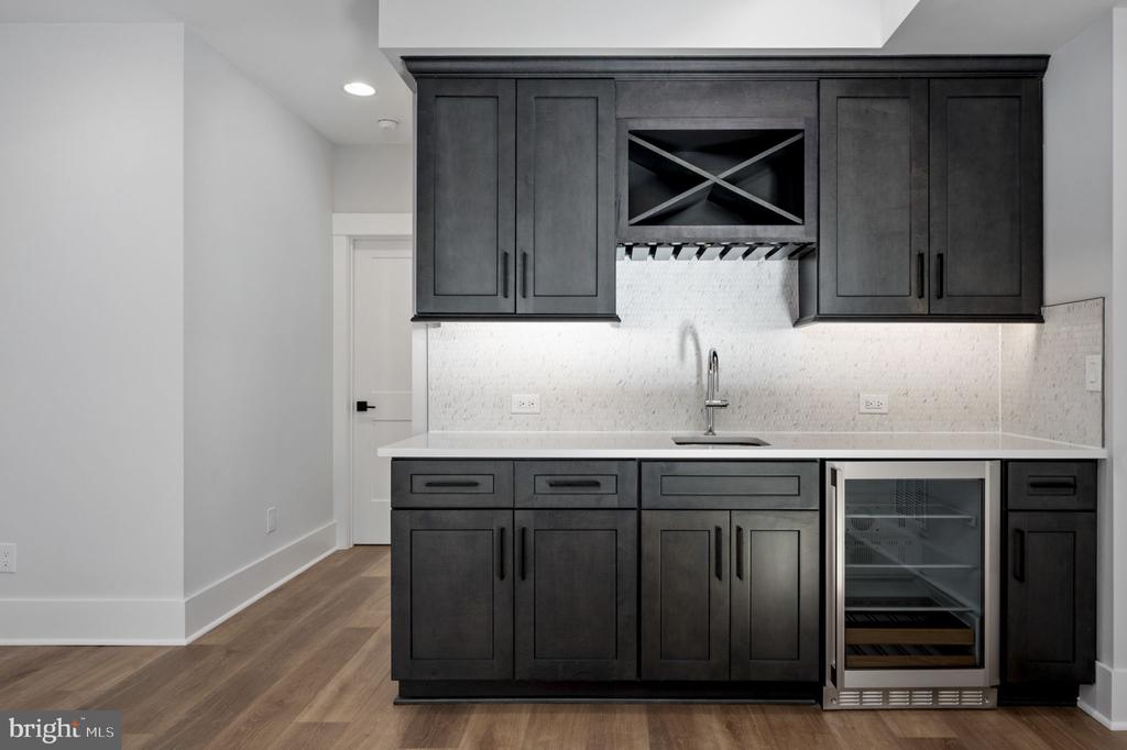 304 BRANCH ROAD SE