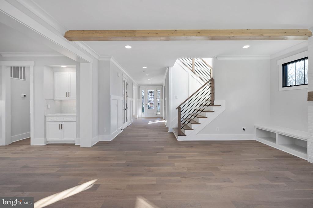 304 BRANCH ROAD SE