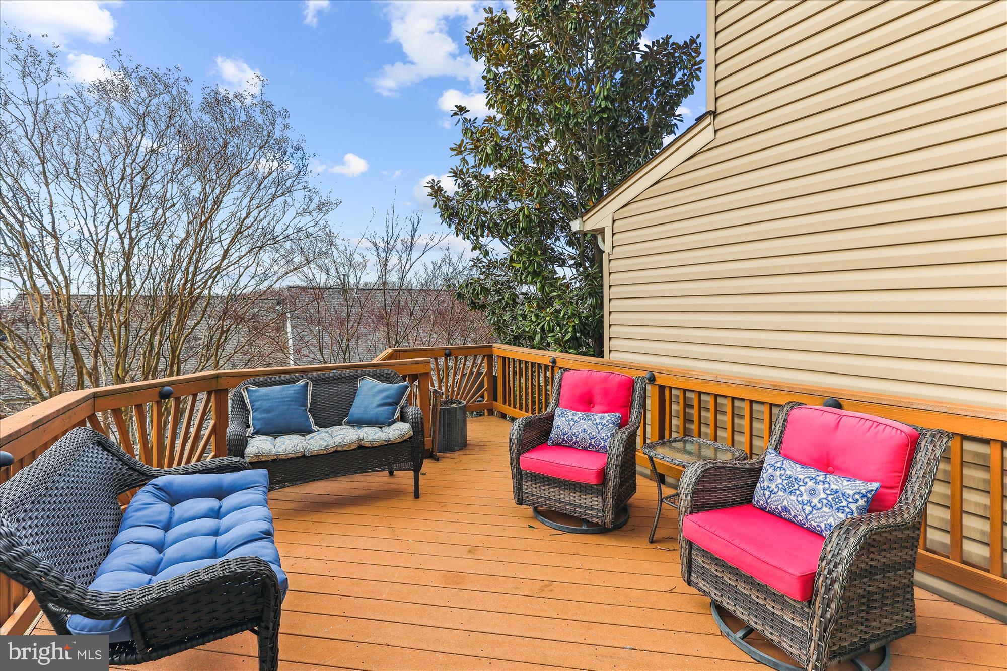 6271 KINGFISHER LANE
