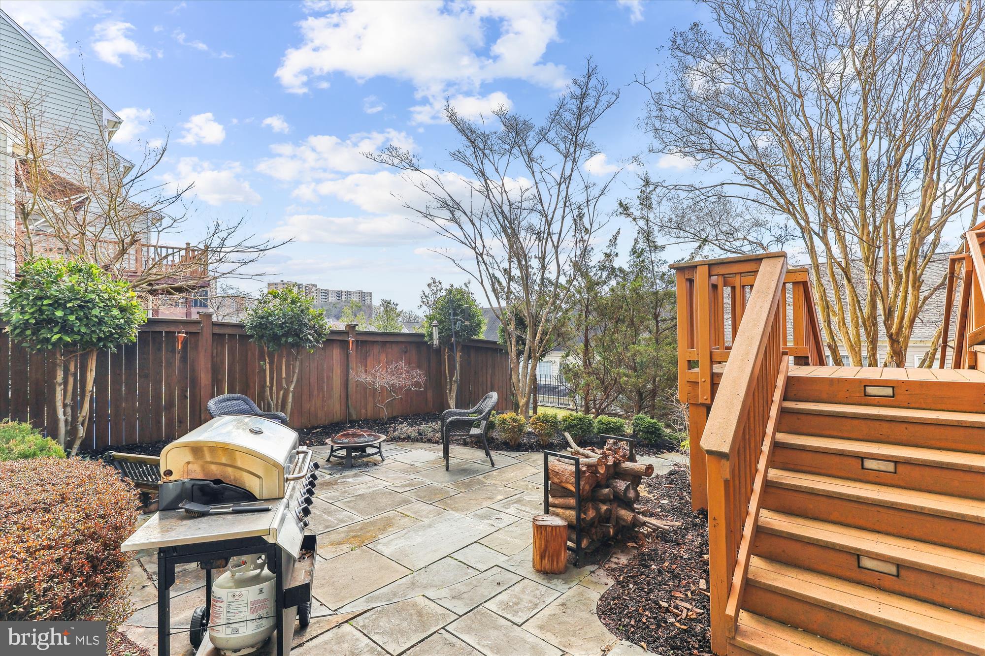 6271 KINGFISHER LANE