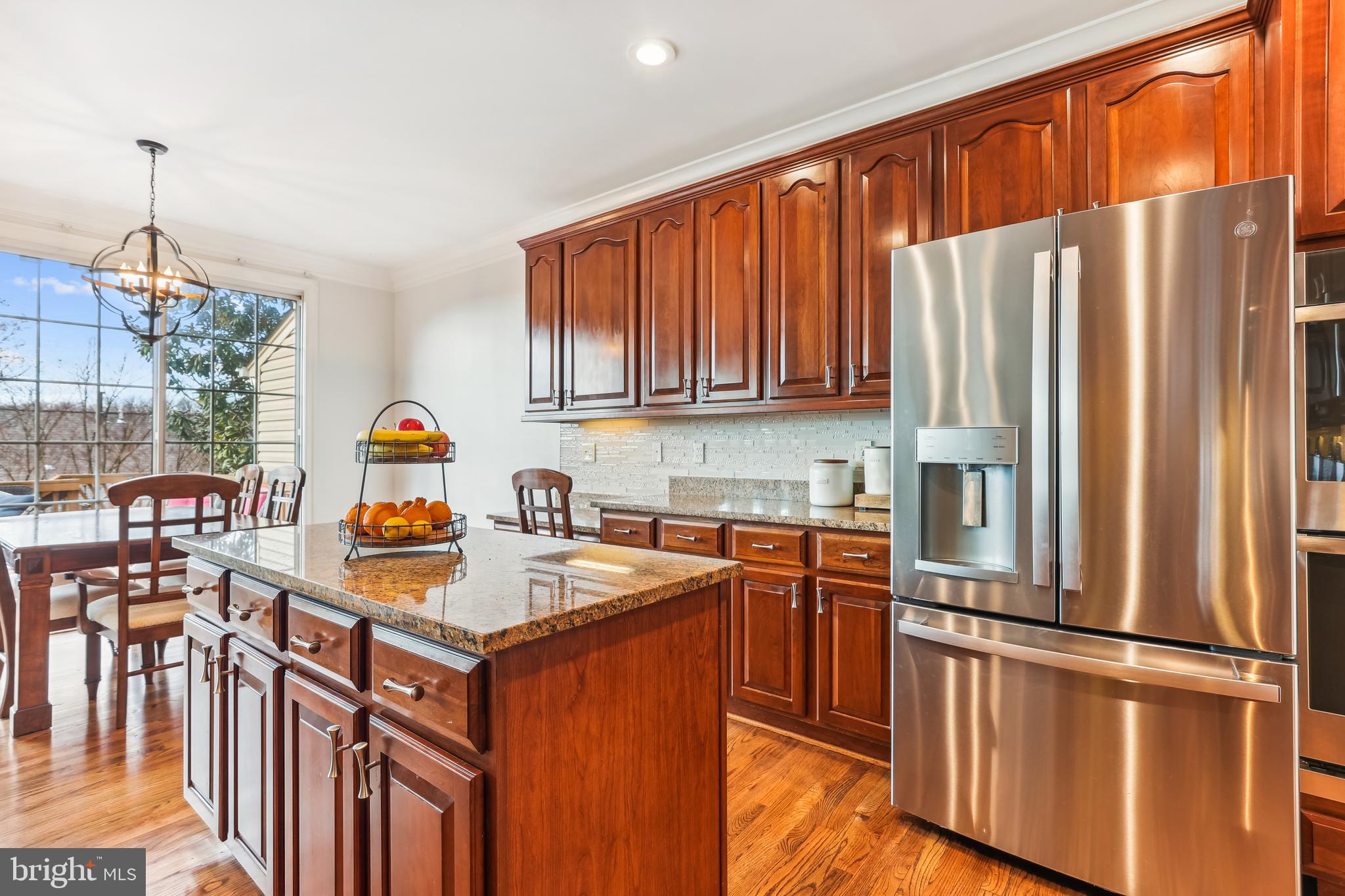 6271 KINGFISHER LANE