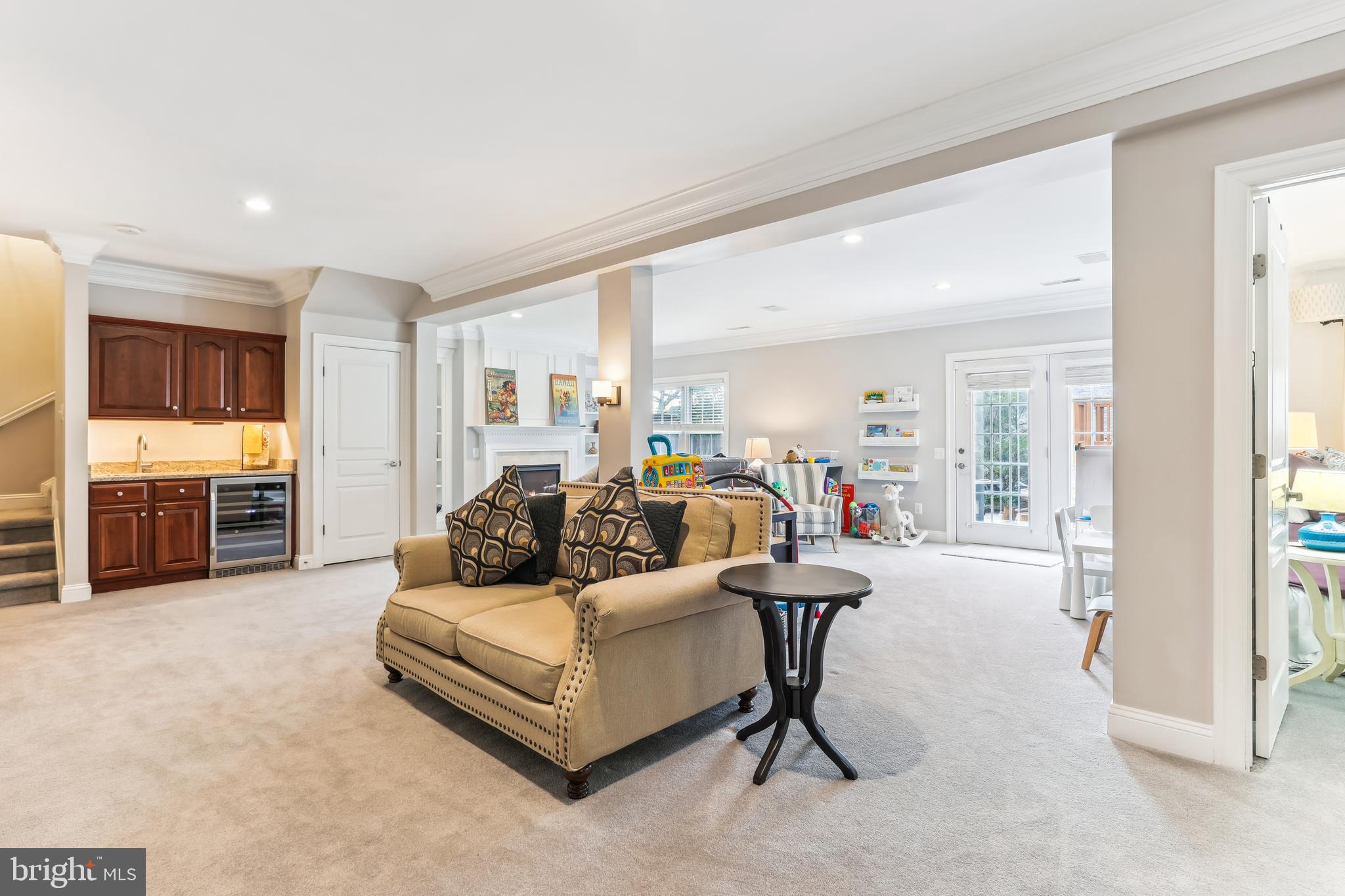 6271 KINGFISHER LANE