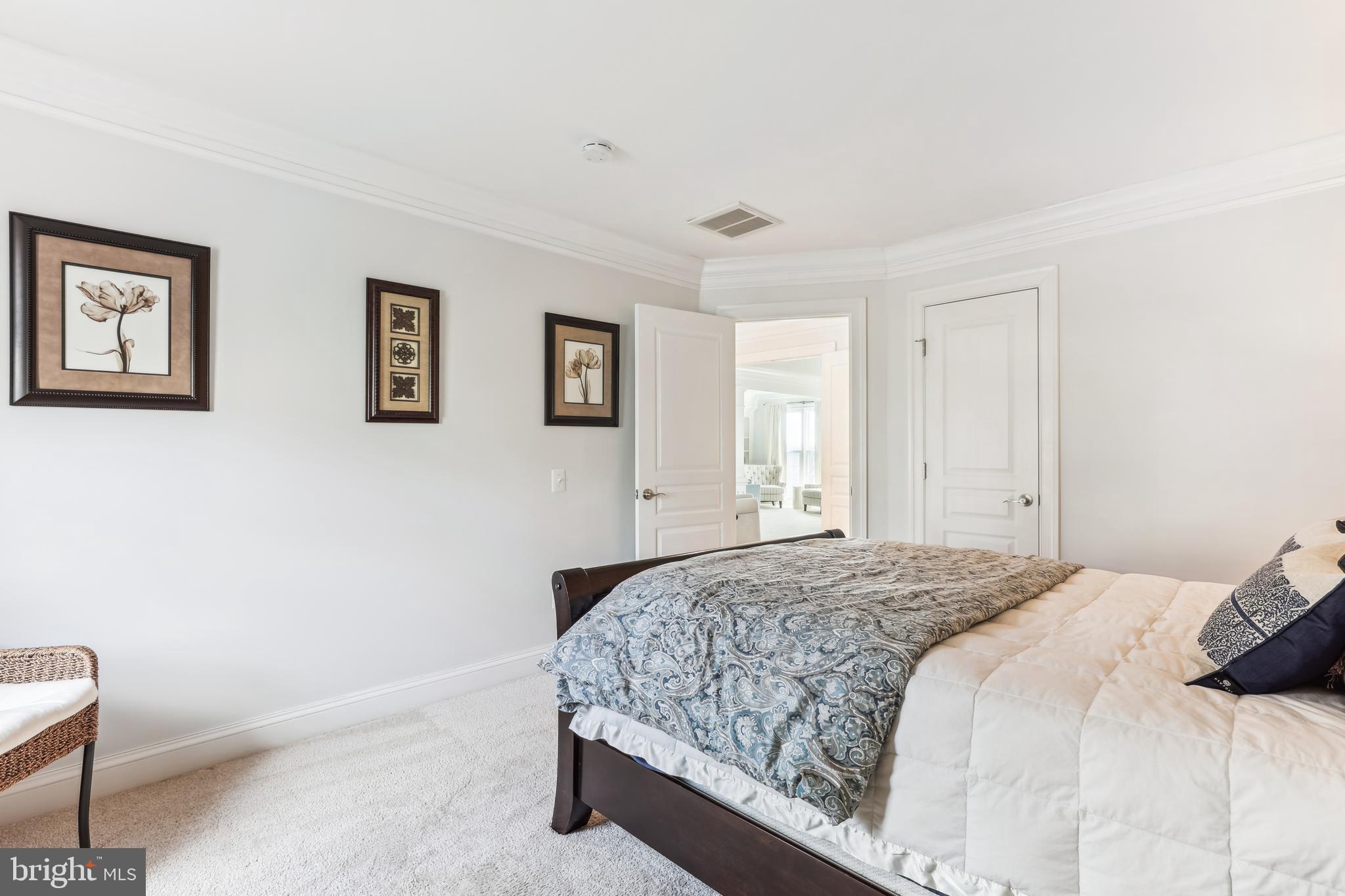 6271 KINGFISHER LANE