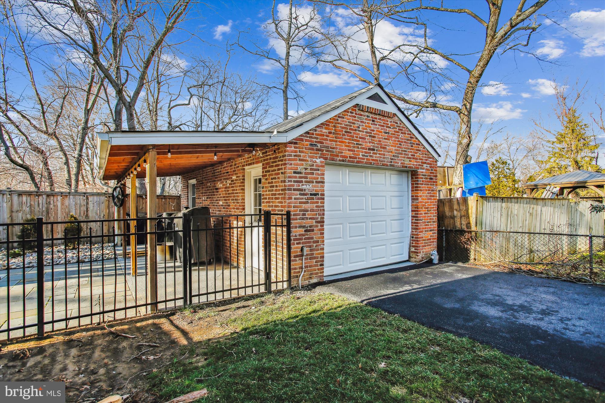 5216 OLD MILL ROAD