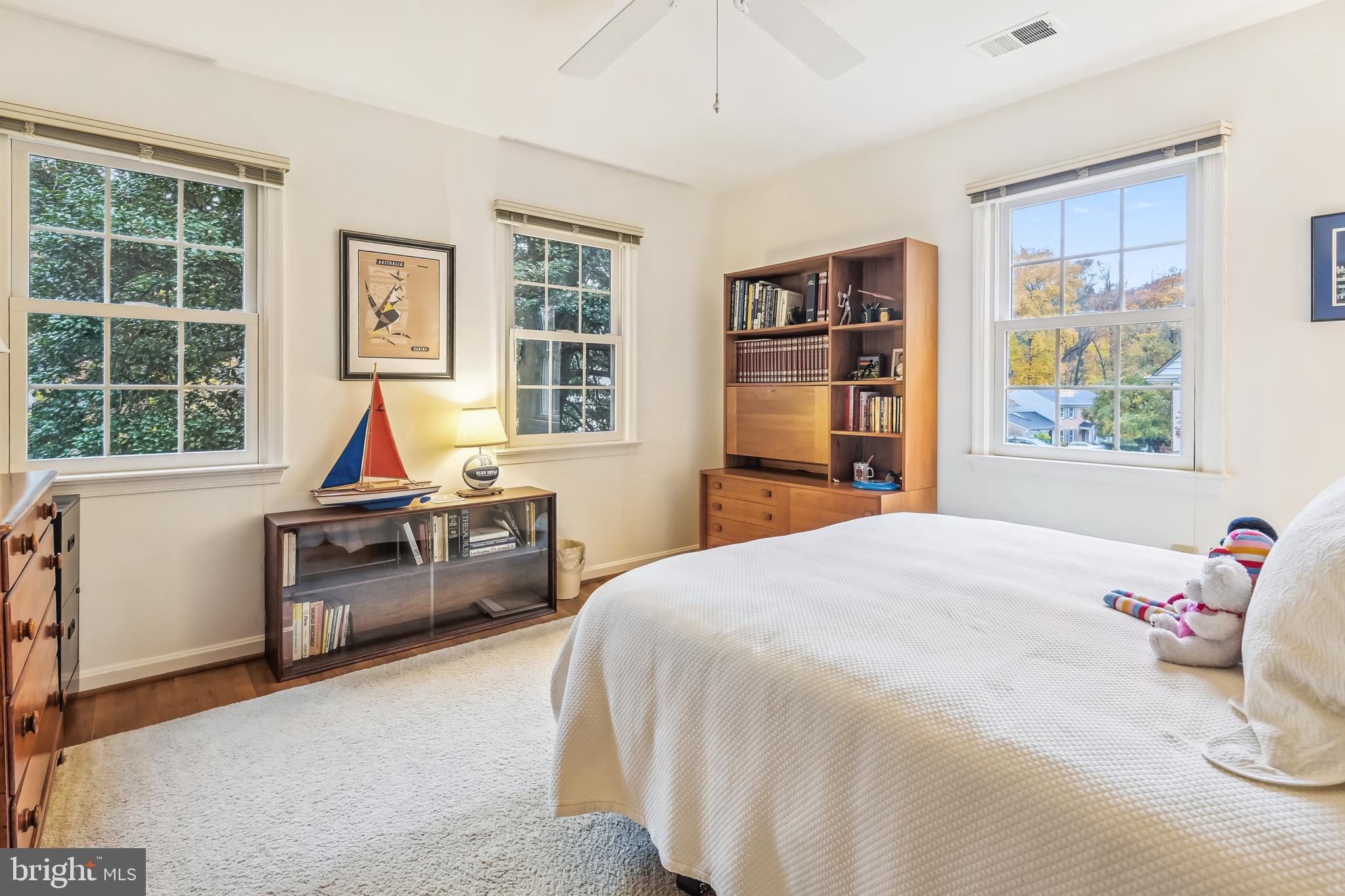 4702 BRIAR PATCH LANE