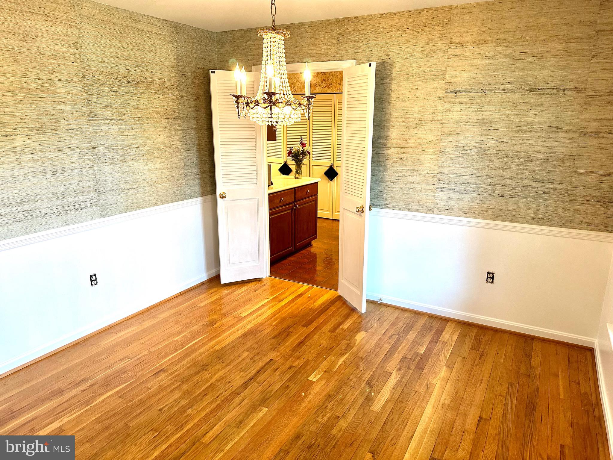 4702 BRIAR PATCH LANE