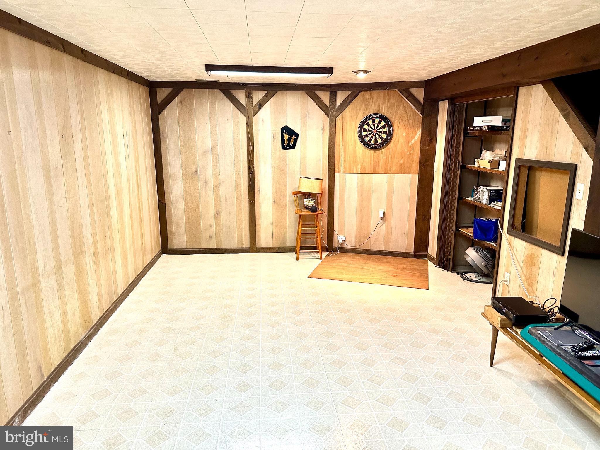 4702 BRIAR PATCH LANE