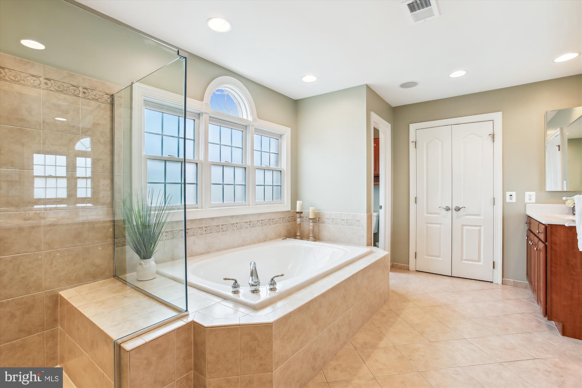 12835 ROSE GROVE DRIVE