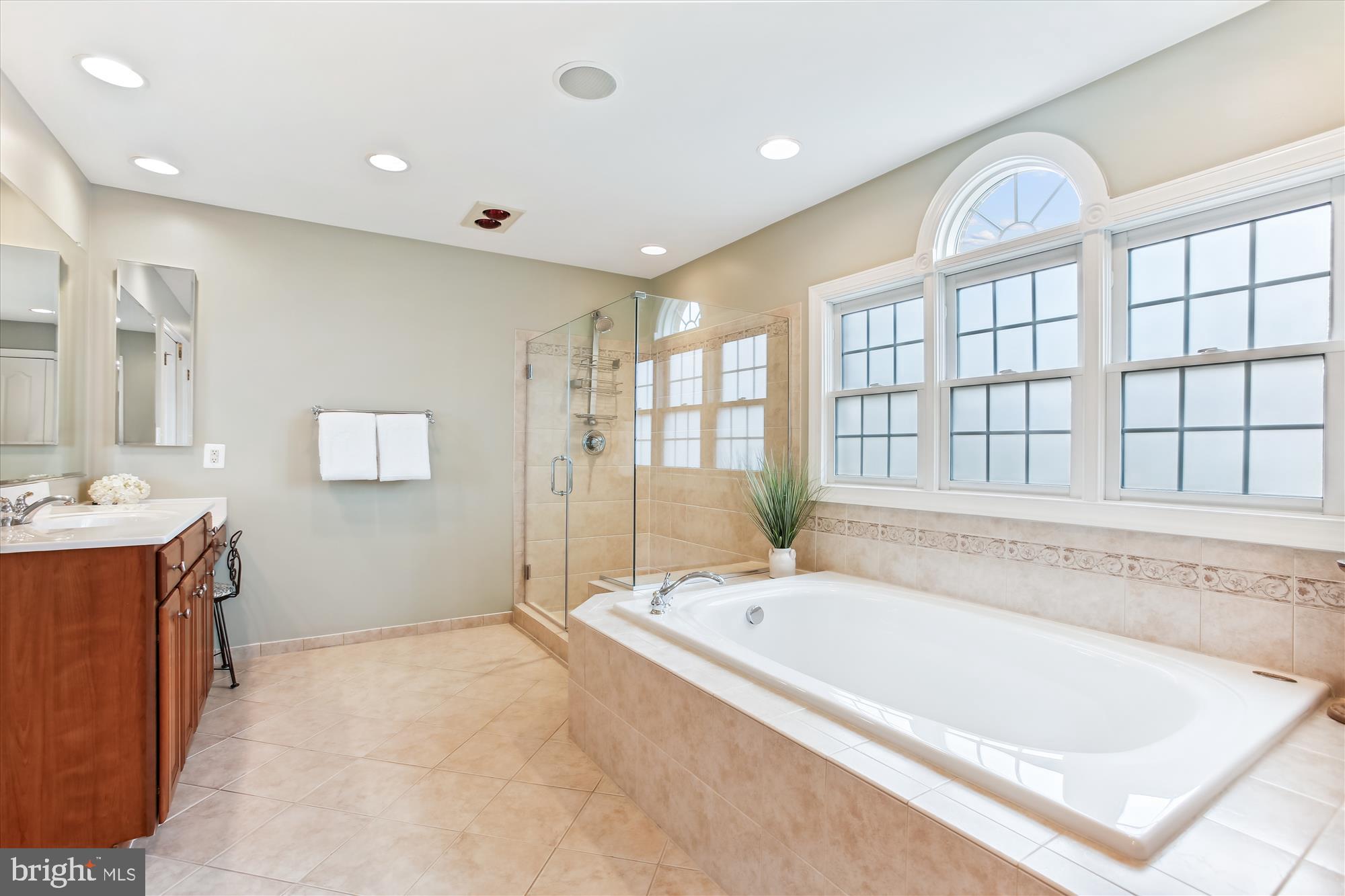 12835 ROSE GROVE DRIVE