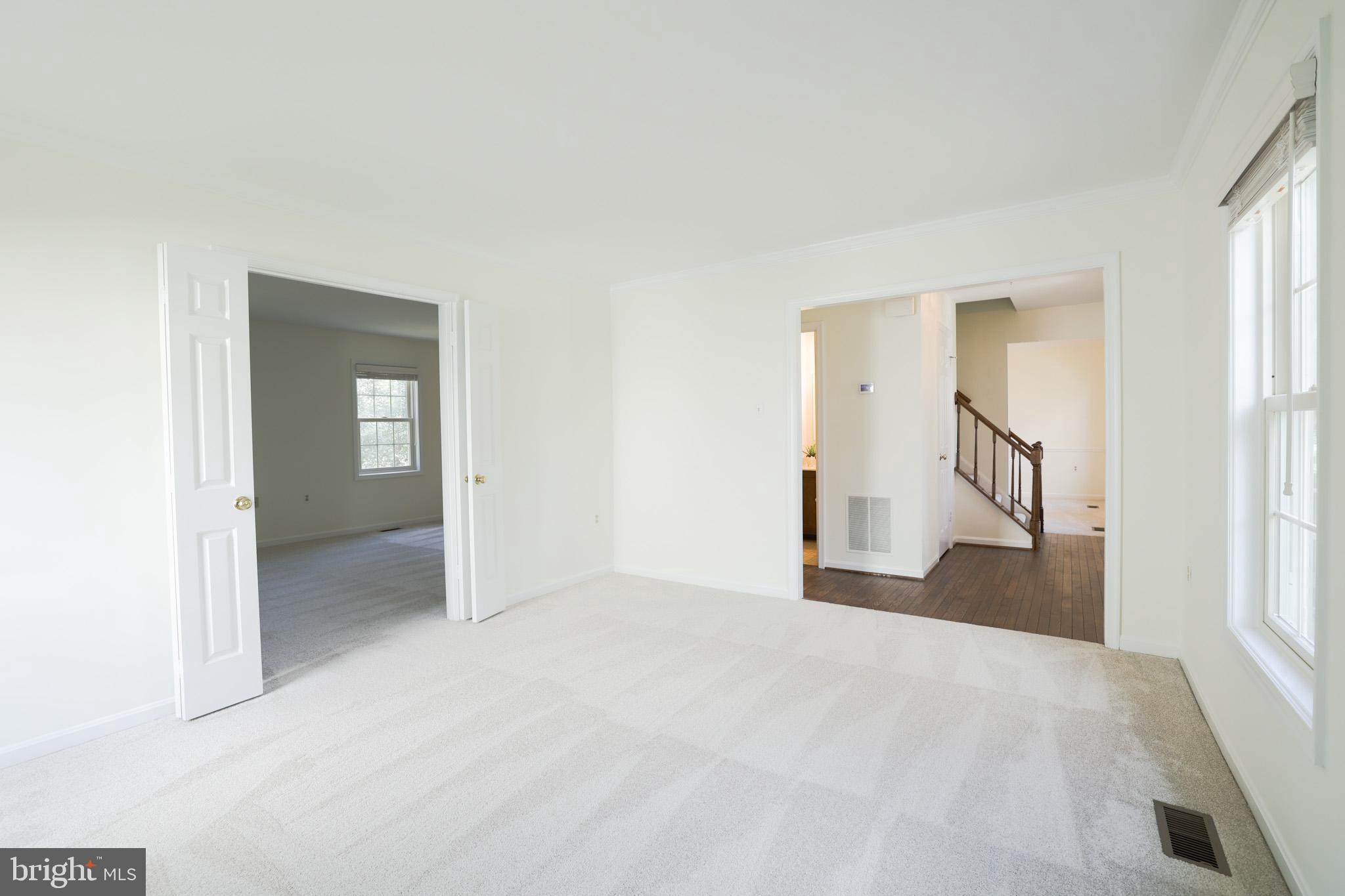 5709 WIGFIELD WAY