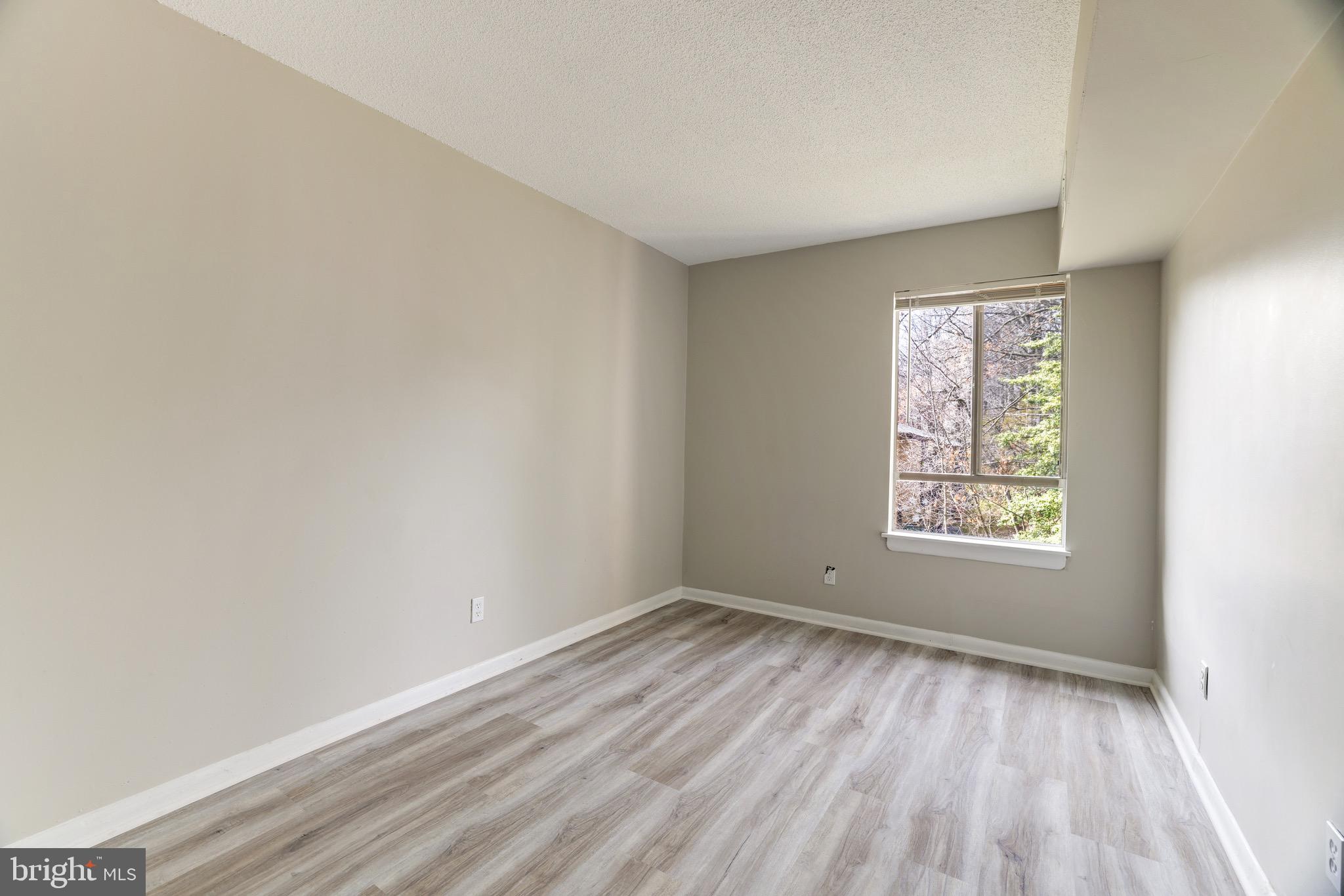 2242 CASTLE ROCK SQUARE 11C