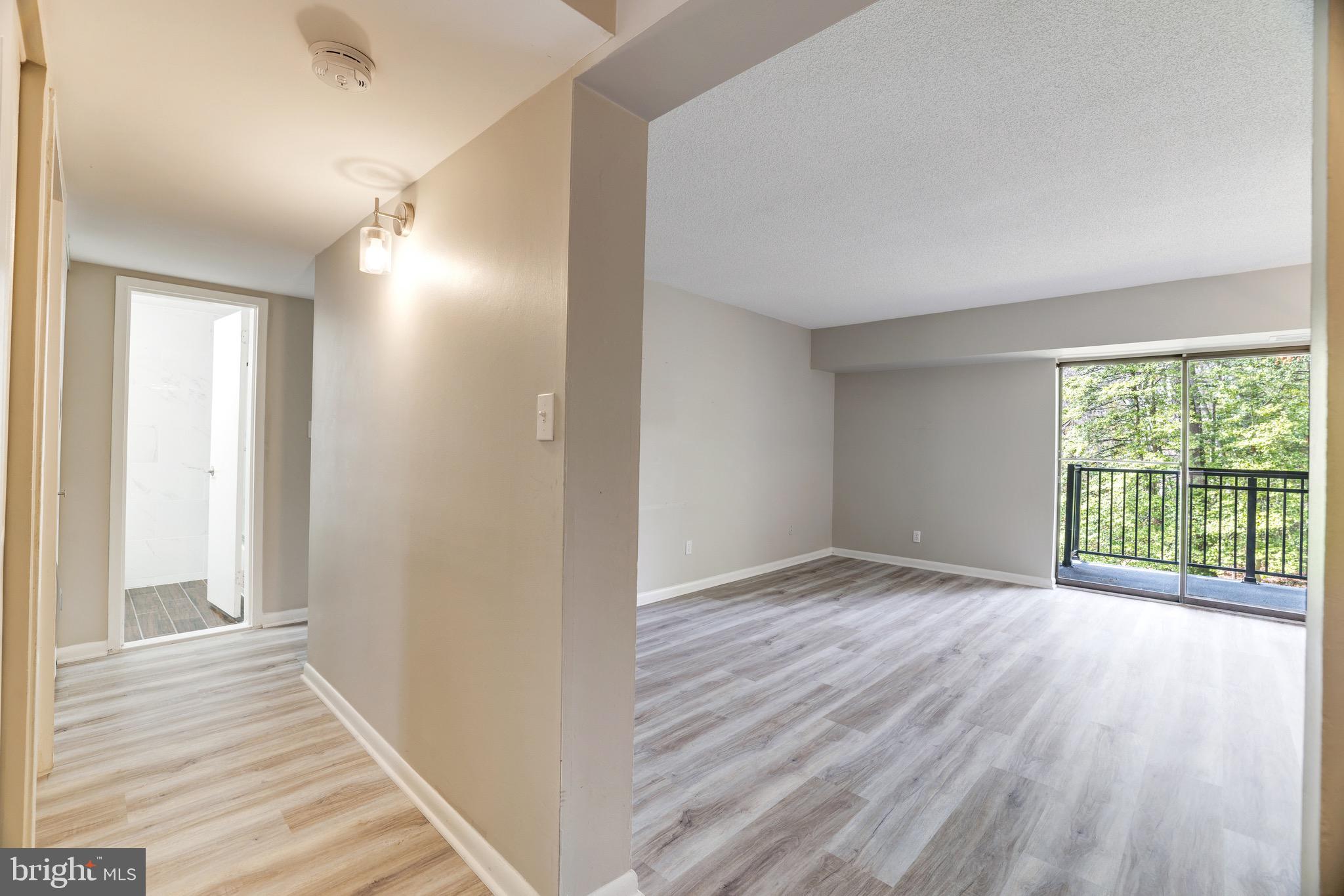 2242 CASTLE ROCK SQUARE 11C