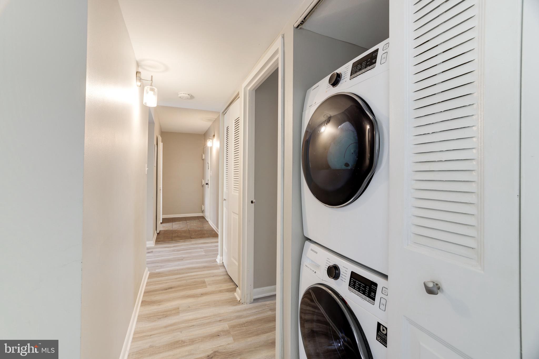 2242 CASTLE ROCK SQUARE 11C