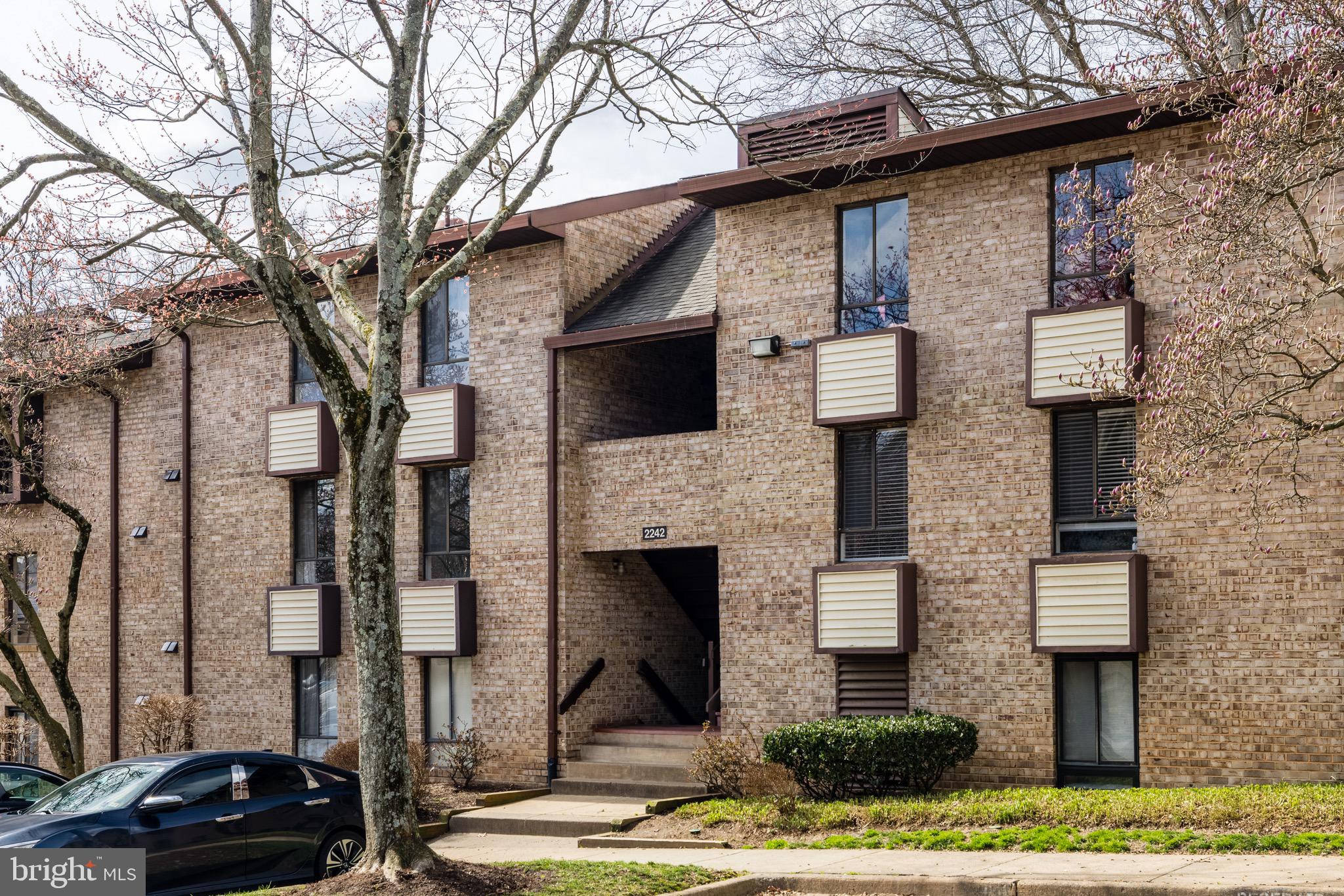 2242 CASTLE ROCK SQUARE 11C