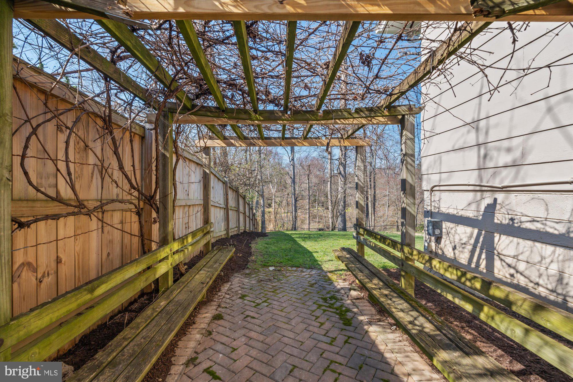 2312 WILLIAM AND MARY DRIVE