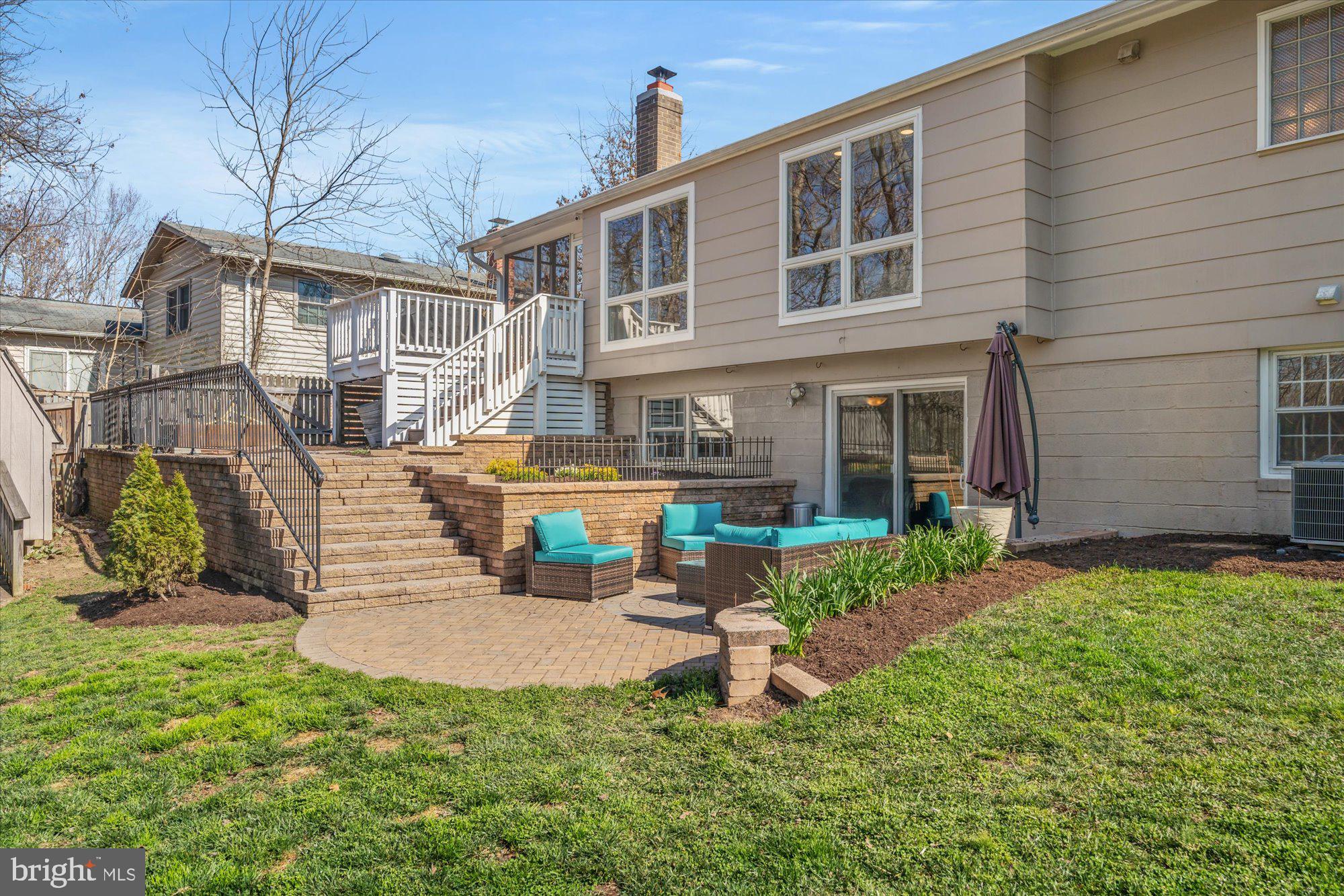 2312 WILLIAM AND MARY DRIVE