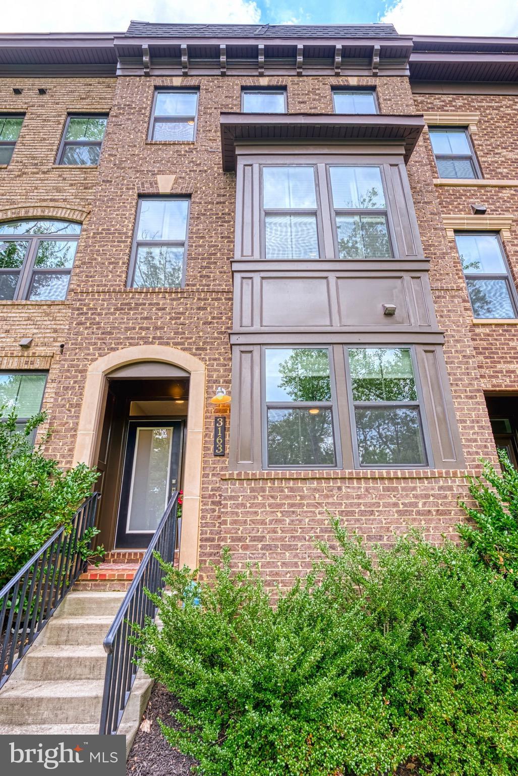 3163 VIRGINIA BLUEBELL COURT