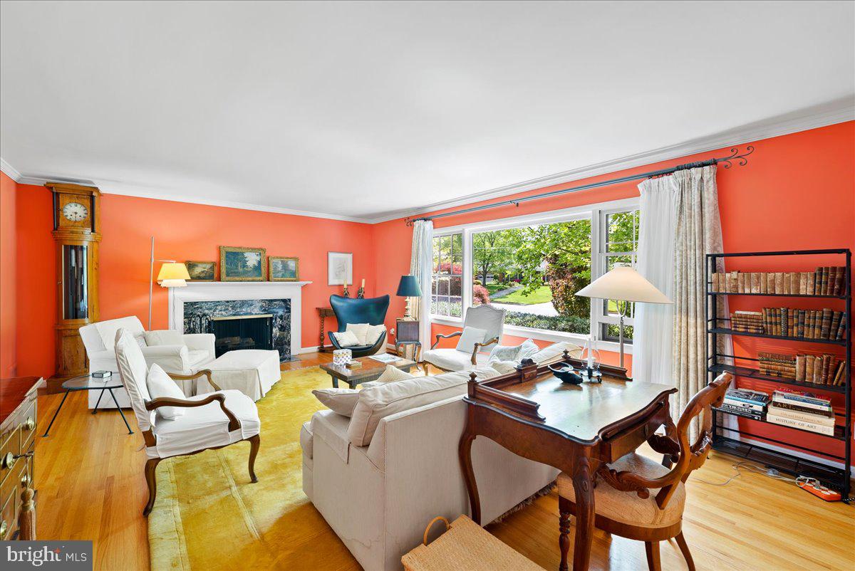 7403 GATEWOOD COURT