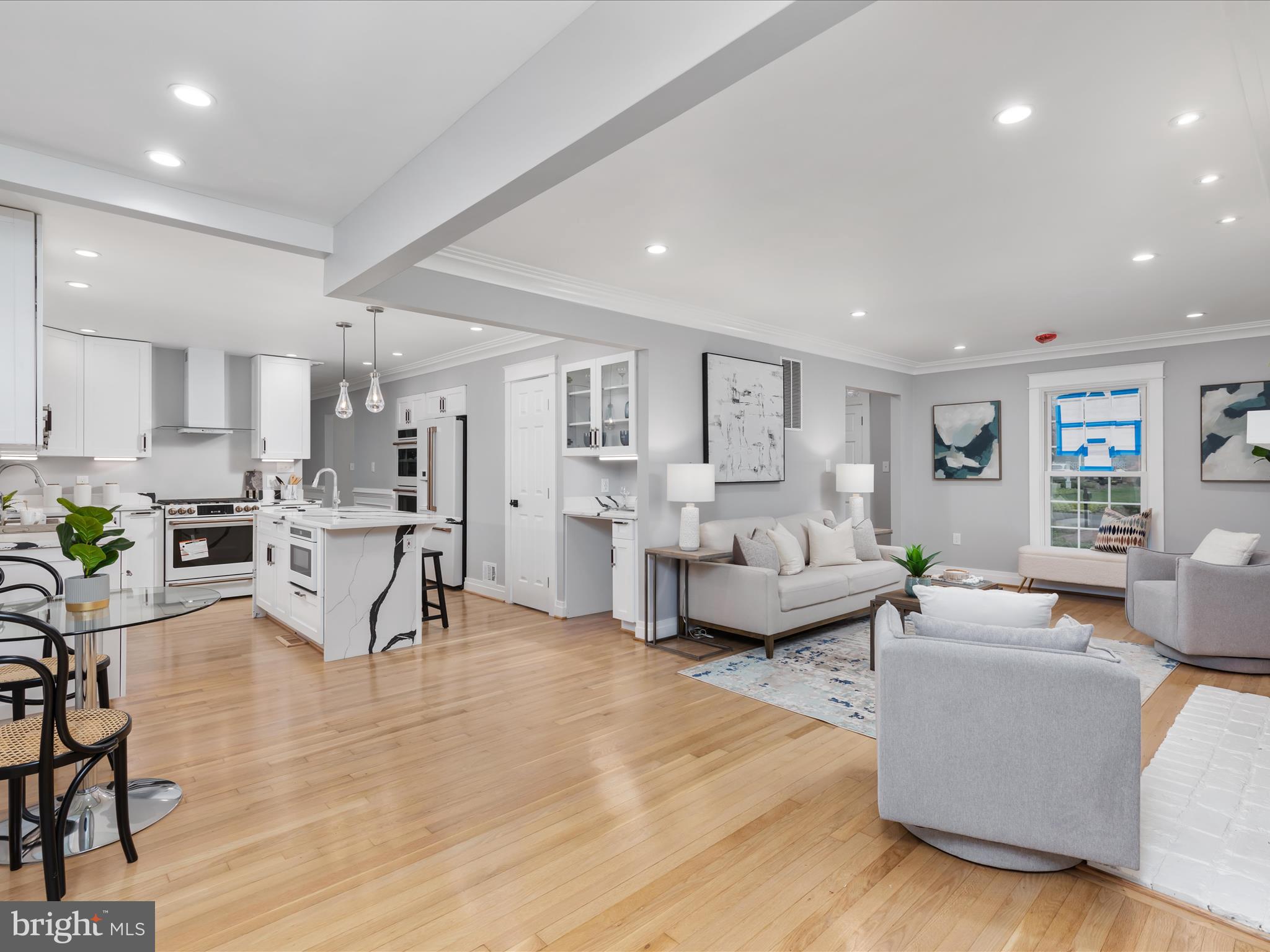 9401 FERRY LANDING COURT