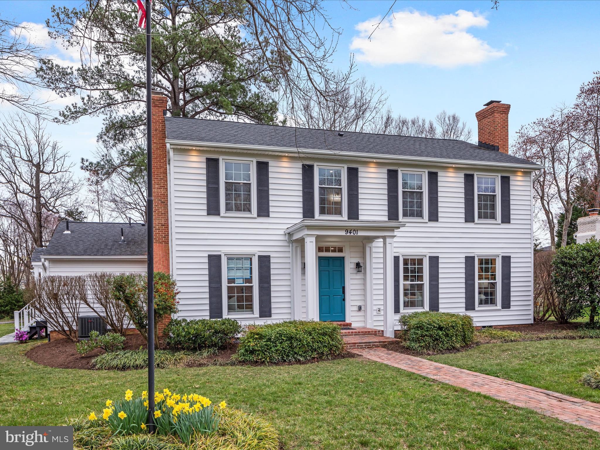 9401 FERRY LANDING COURT