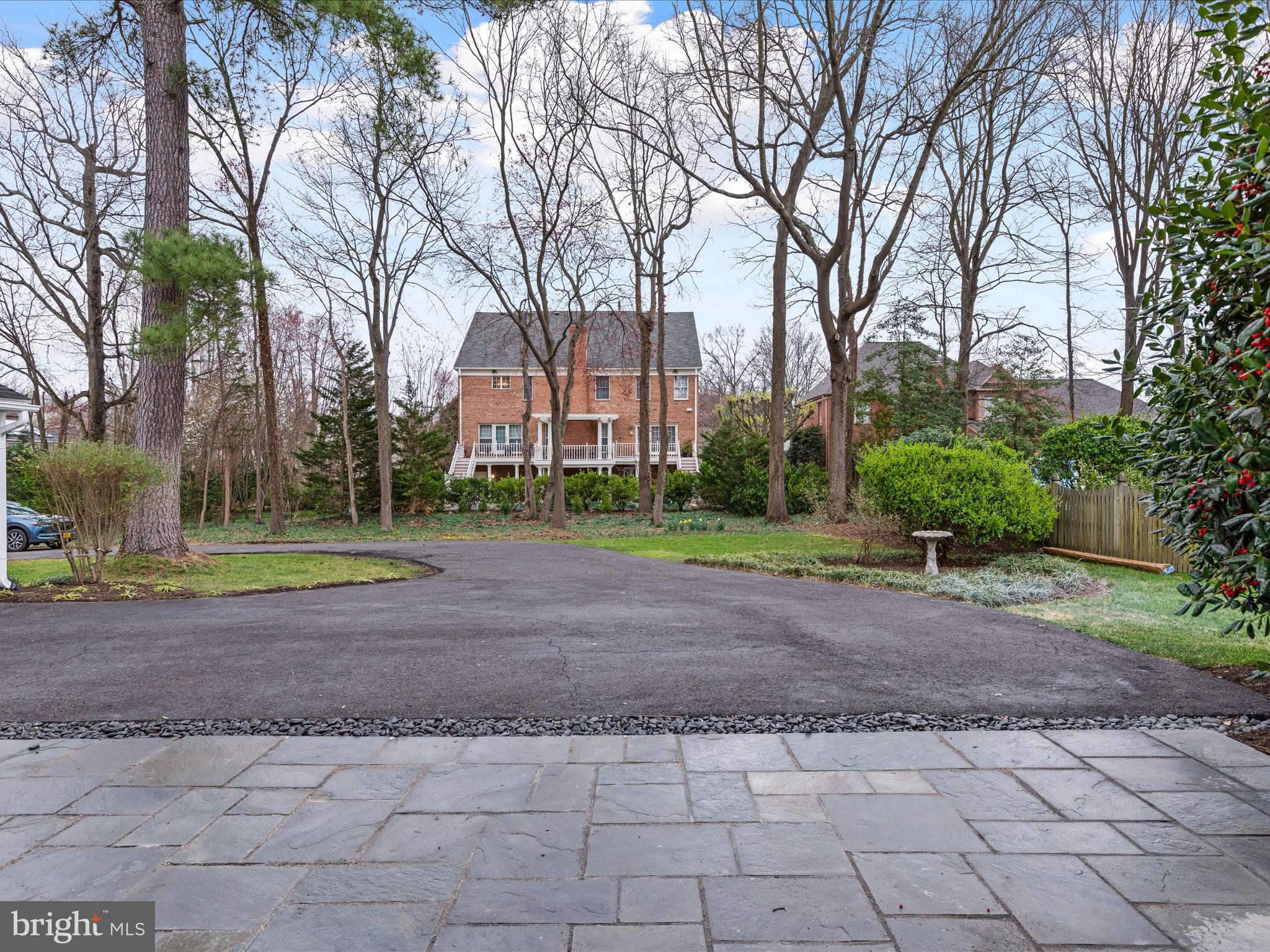 9401 FERRY LANDING COURT