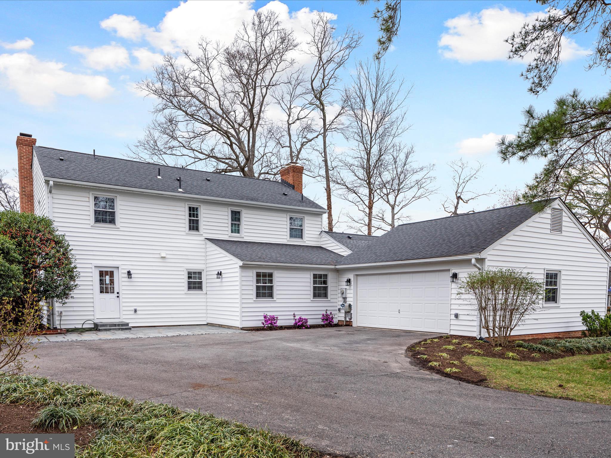 9401 FERRY LANDING COURT
