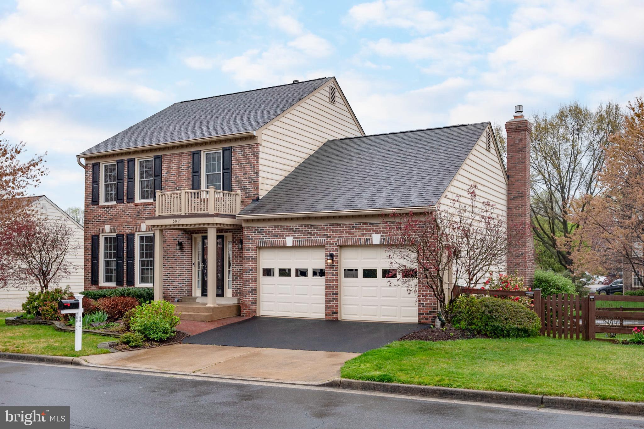 6017 WOODLAKE LANE