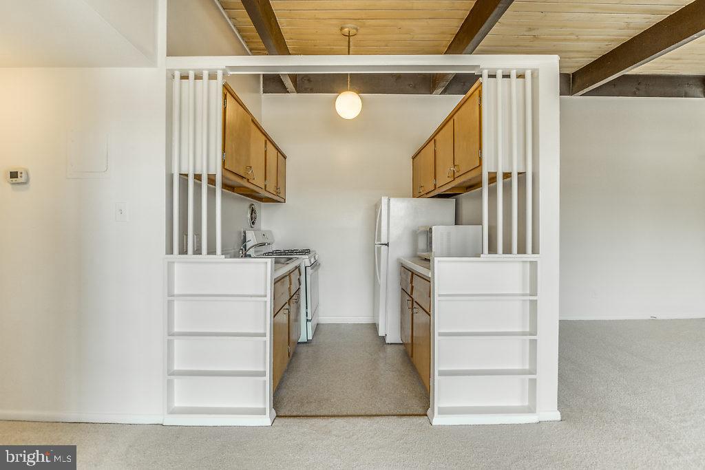 4257 AMERICANA DRIVE 201