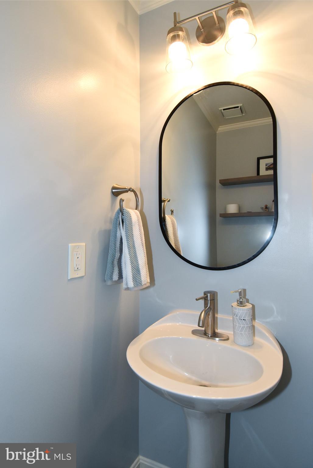 6535 KELSEY POINT CIRCLE