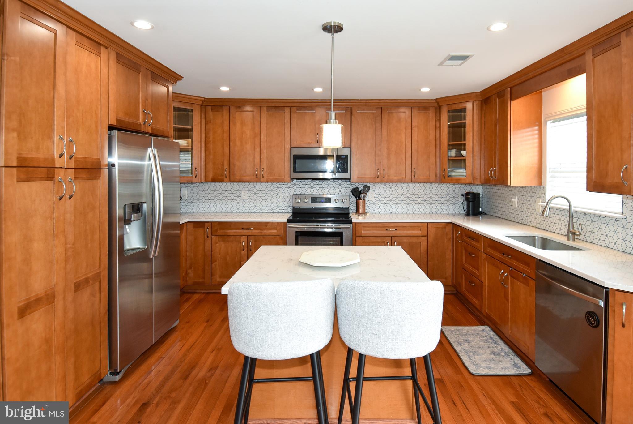 6535 KELSEY POINT CIRCLE