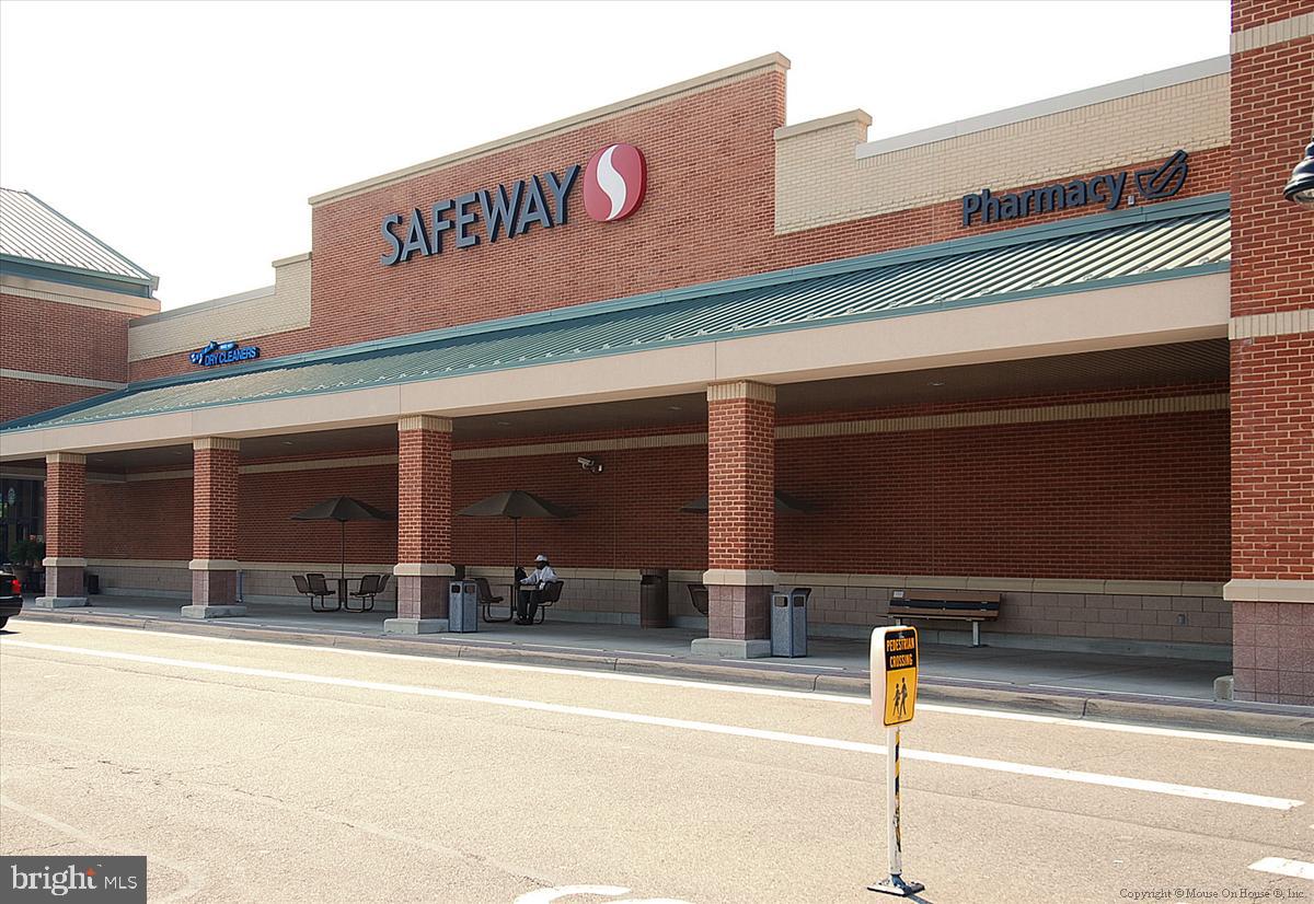 6535 KELSEY POINT CIRCLE