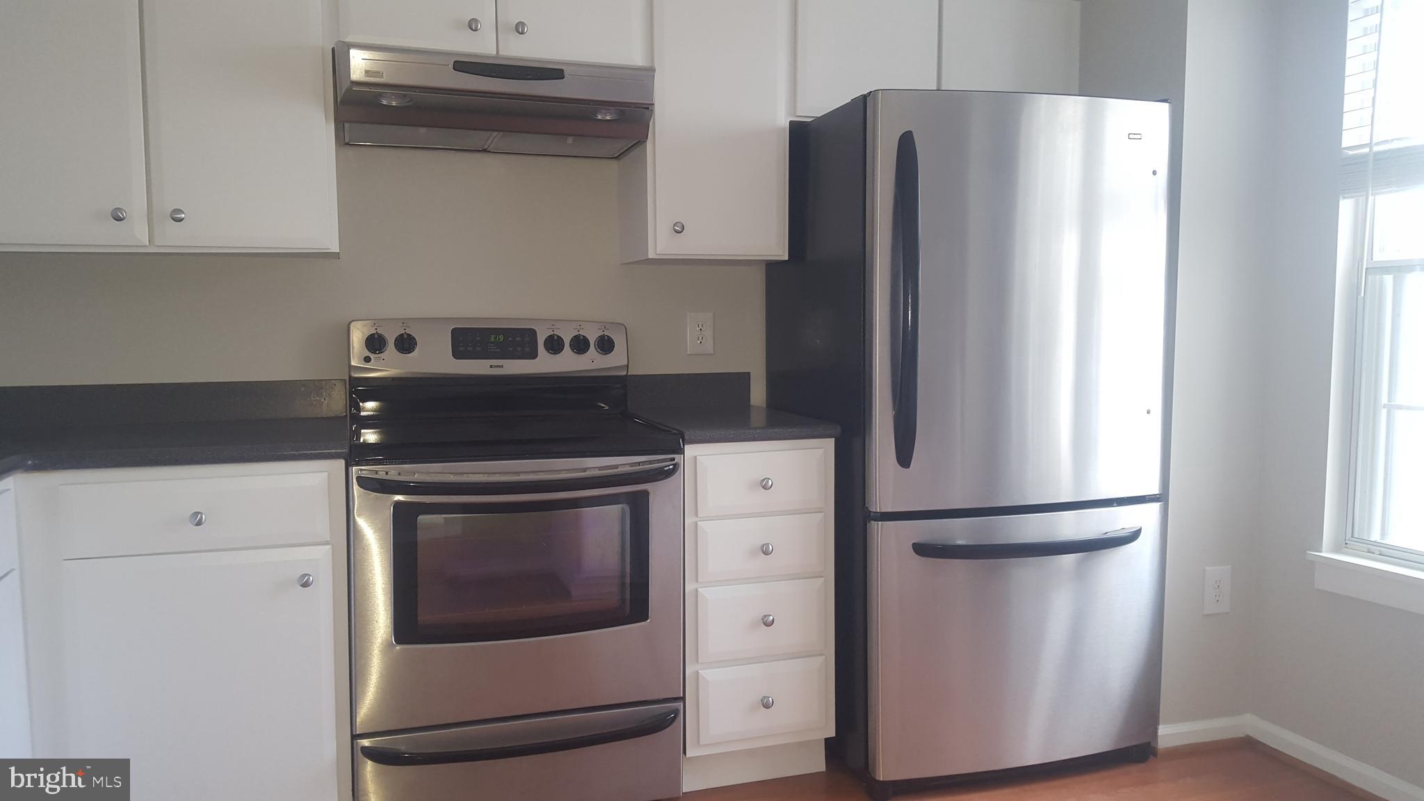 2821 YARLING COURT 2821