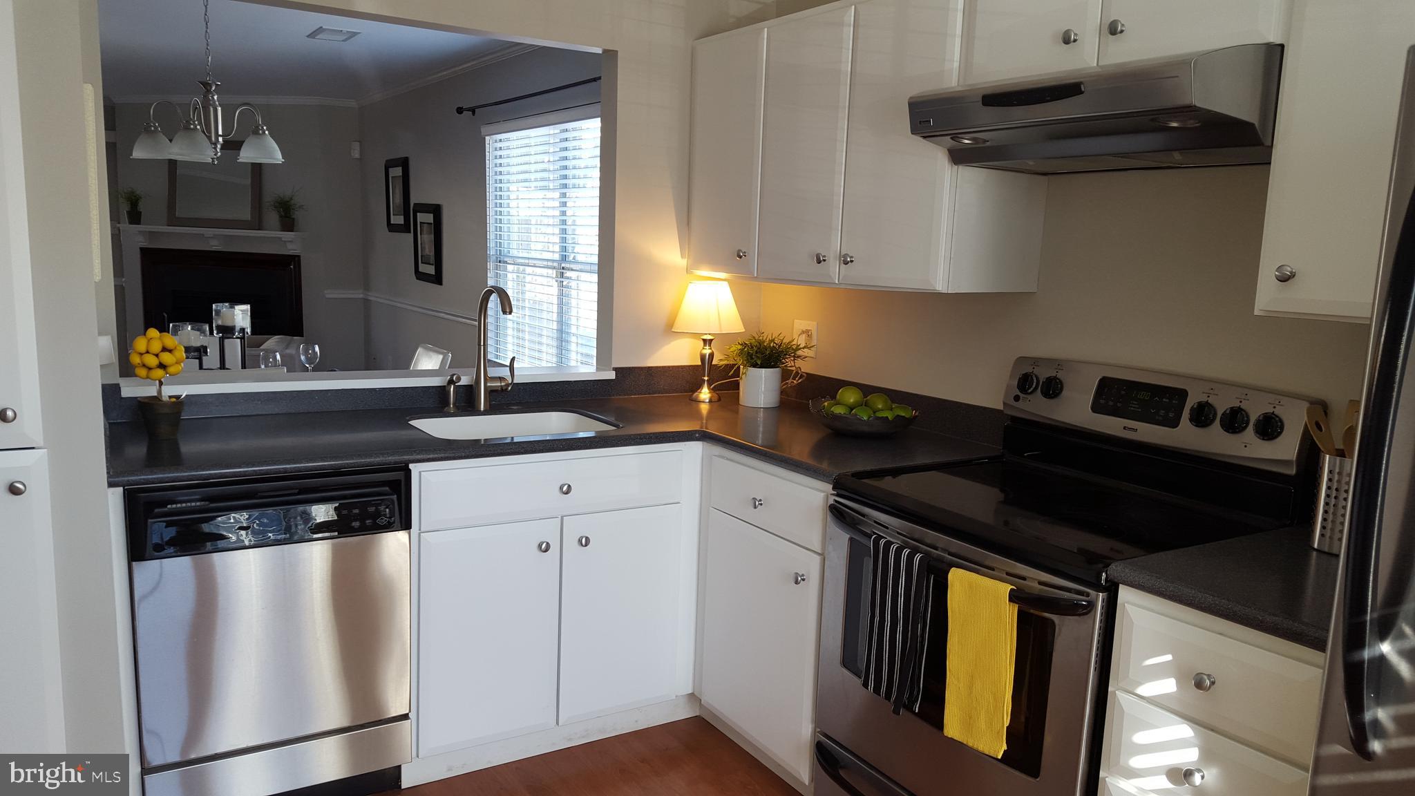 2821 YARLING COURT 2821