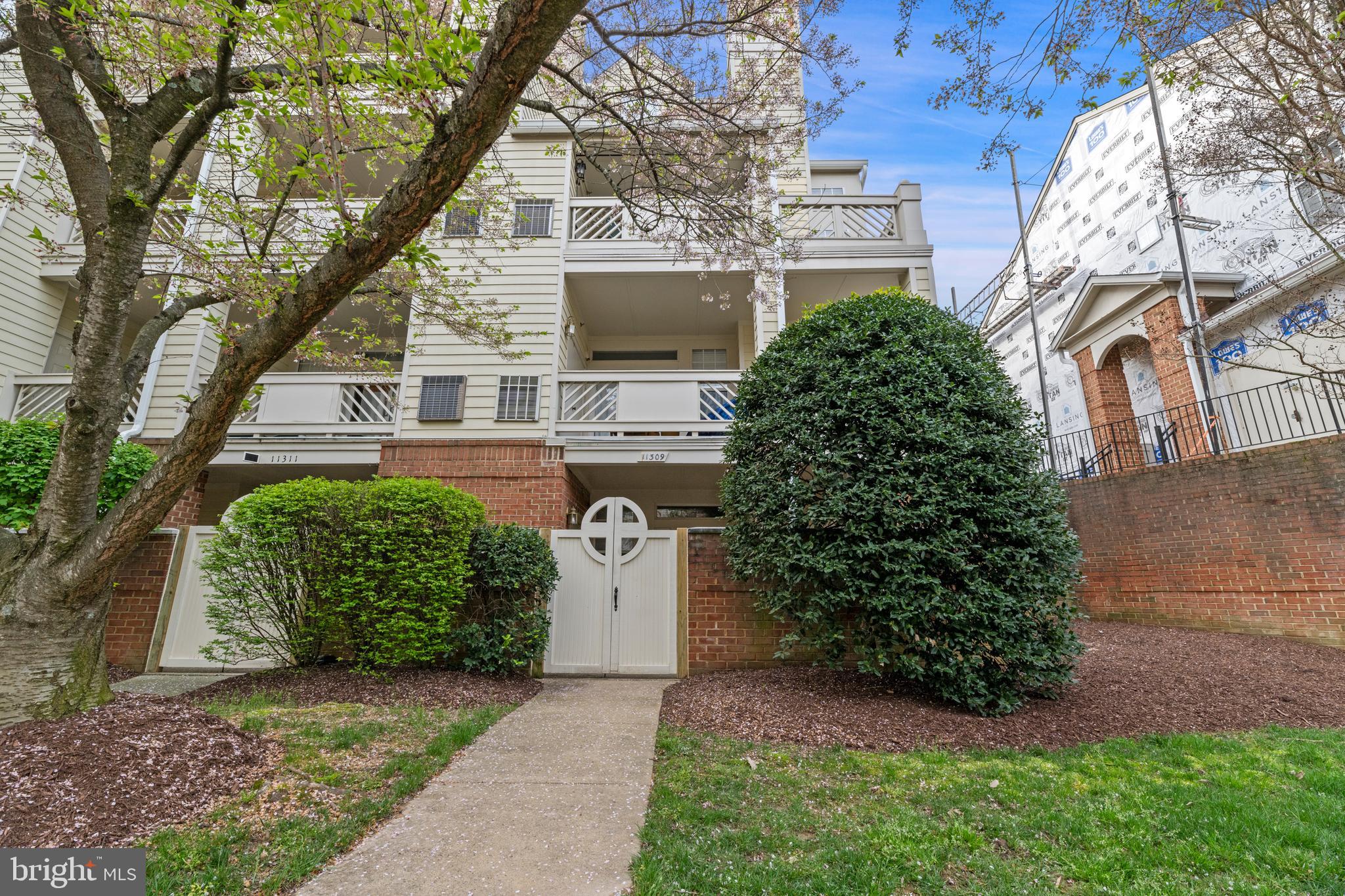 11309 SUNDIAL COURT 201