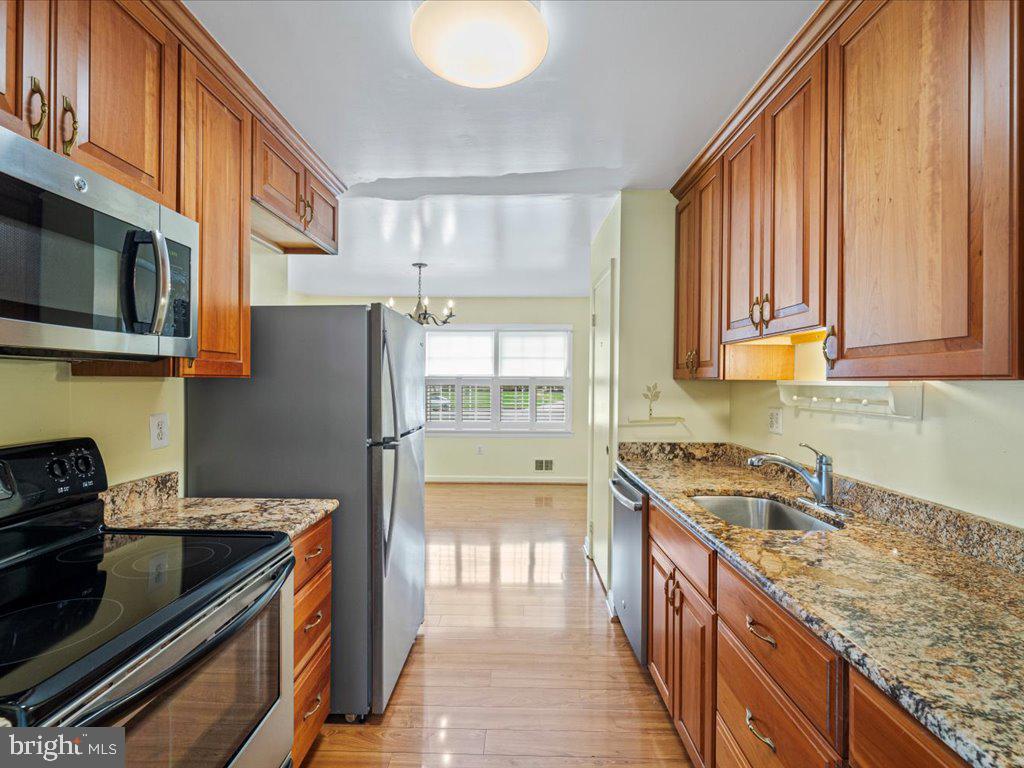 4502 HADRIAN COURT