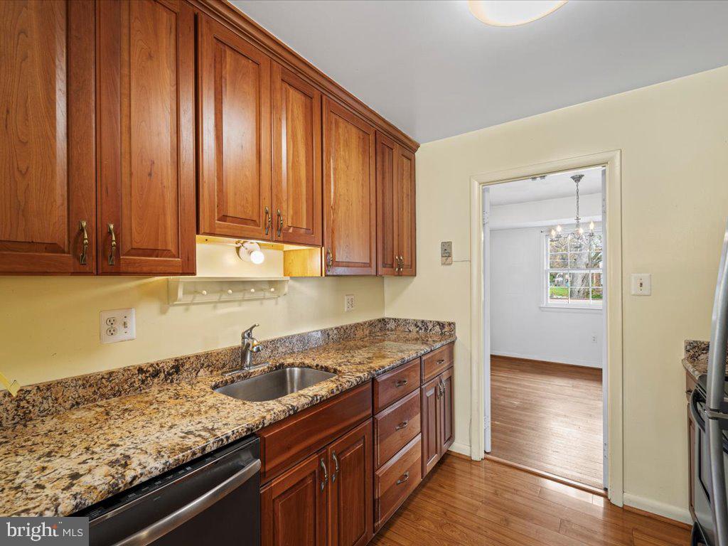 4502 HADRIAN COURT