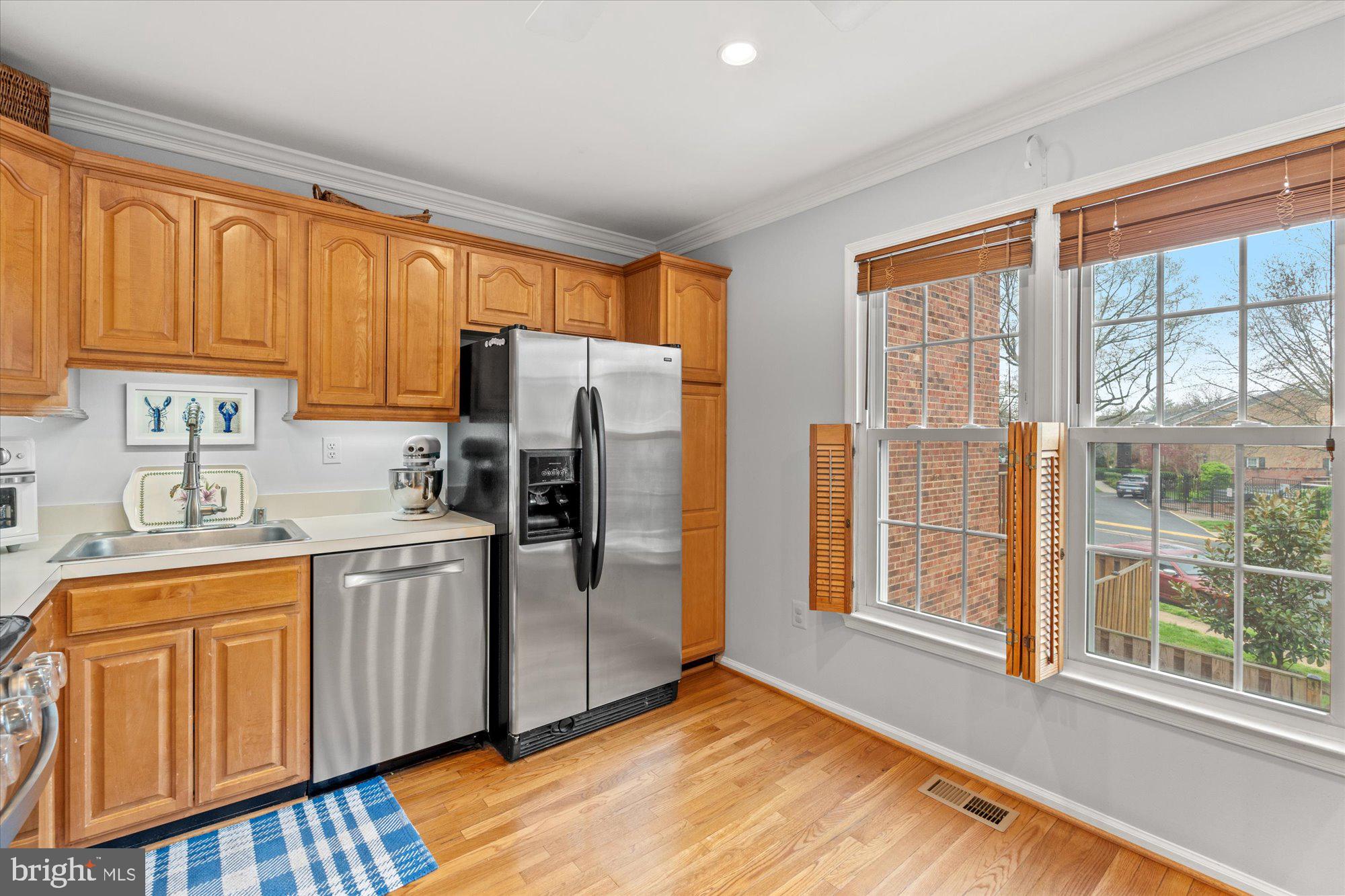 8245 CEDAR LANDING COURT