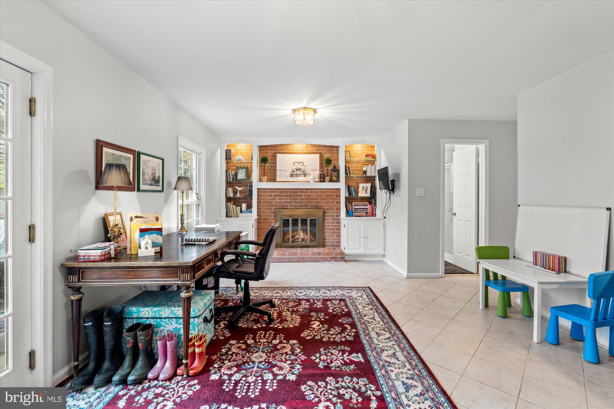 8245 CEDAR LANDING COURT