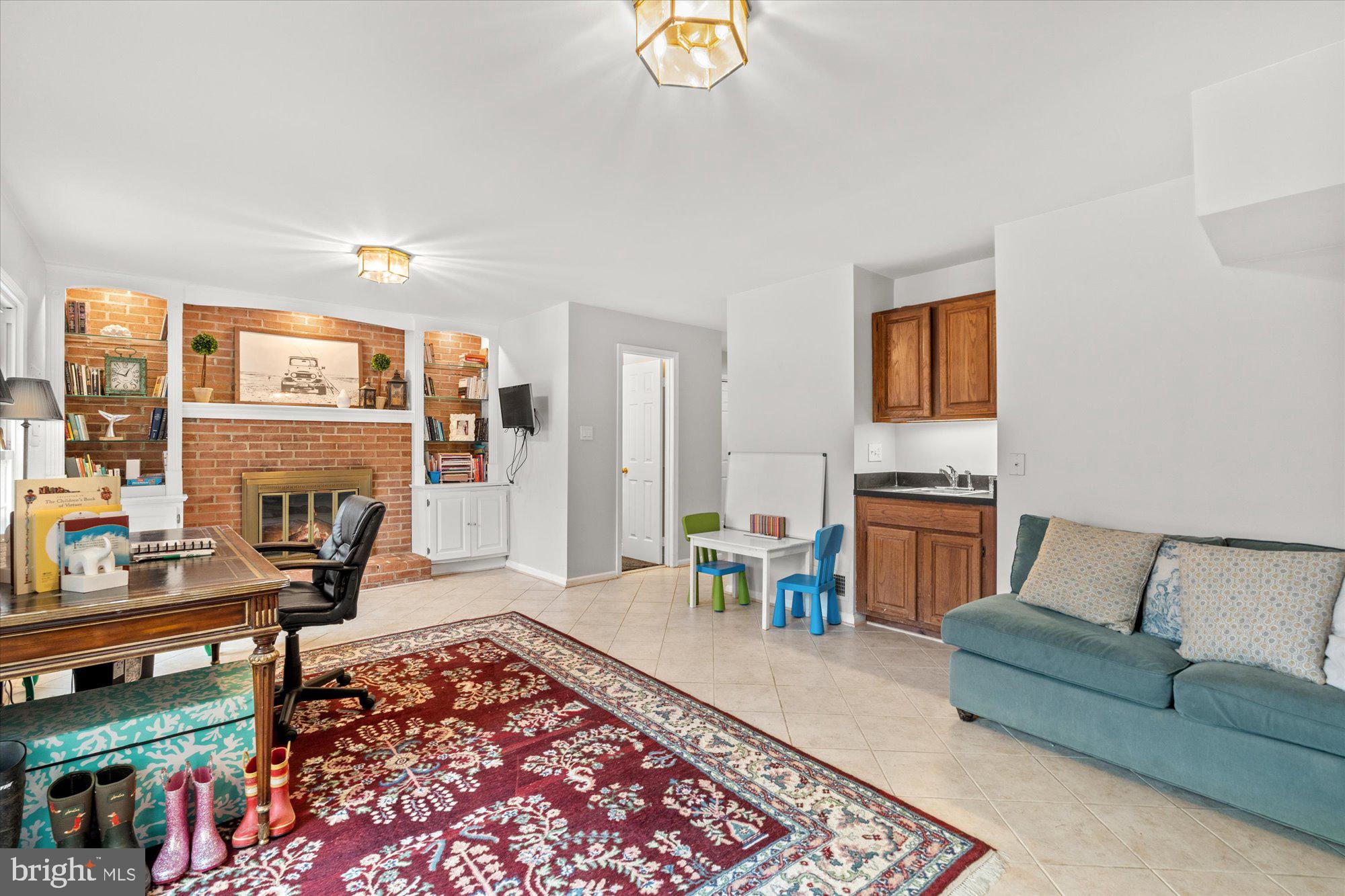8245 CEDAR LANDING COURT