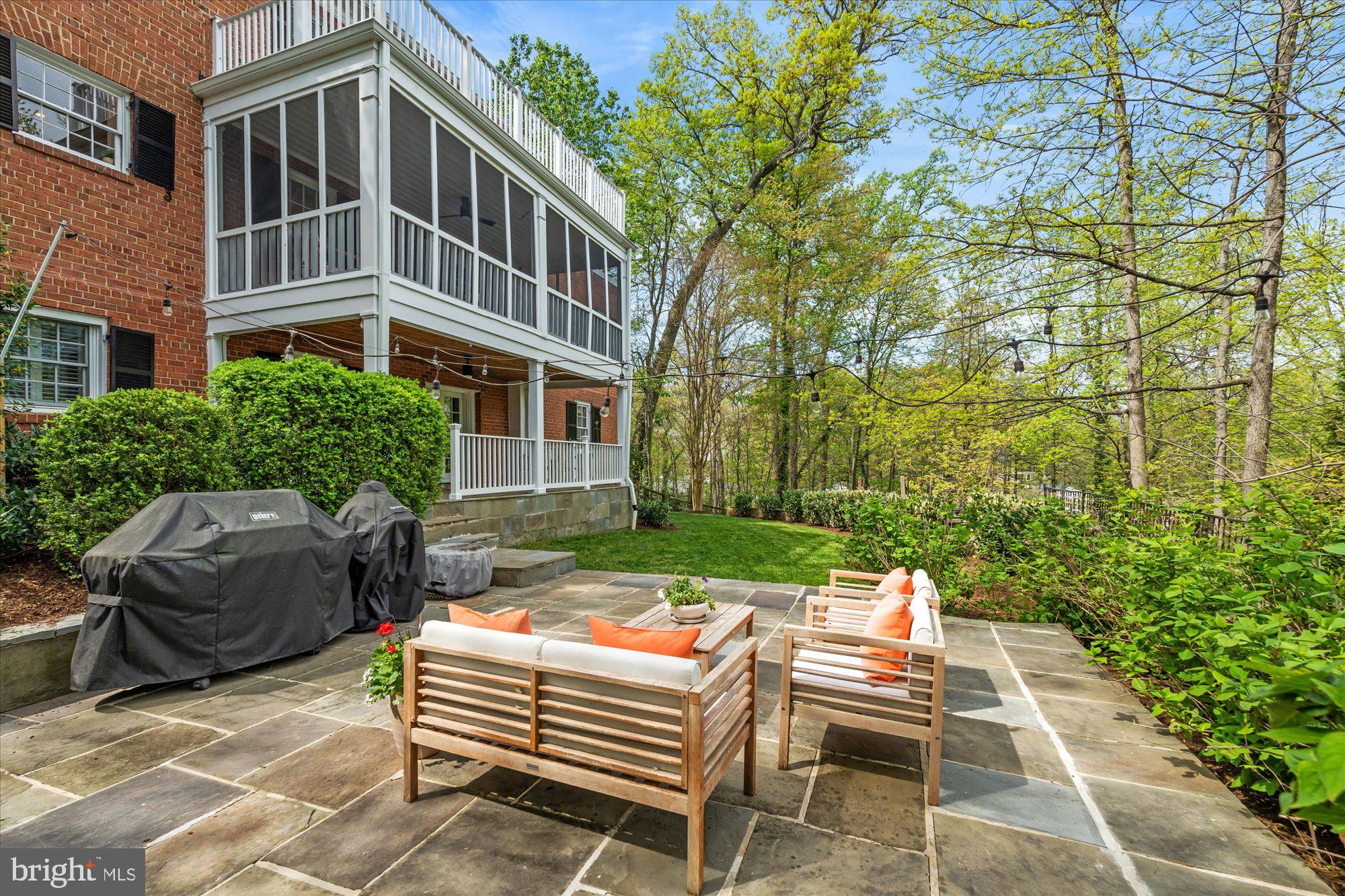 6210 RANDALL COURT