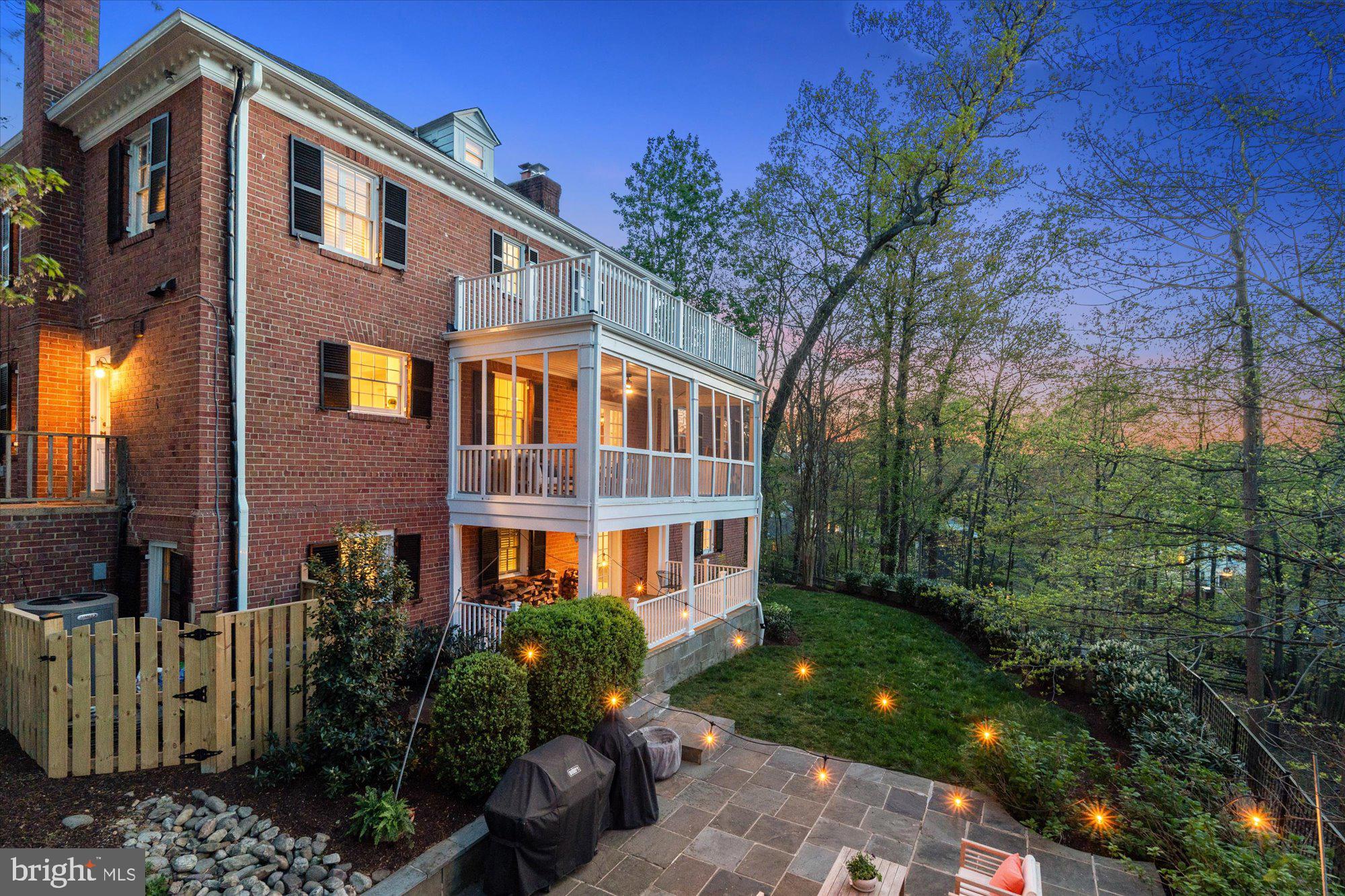 6210 RANDALL COURT