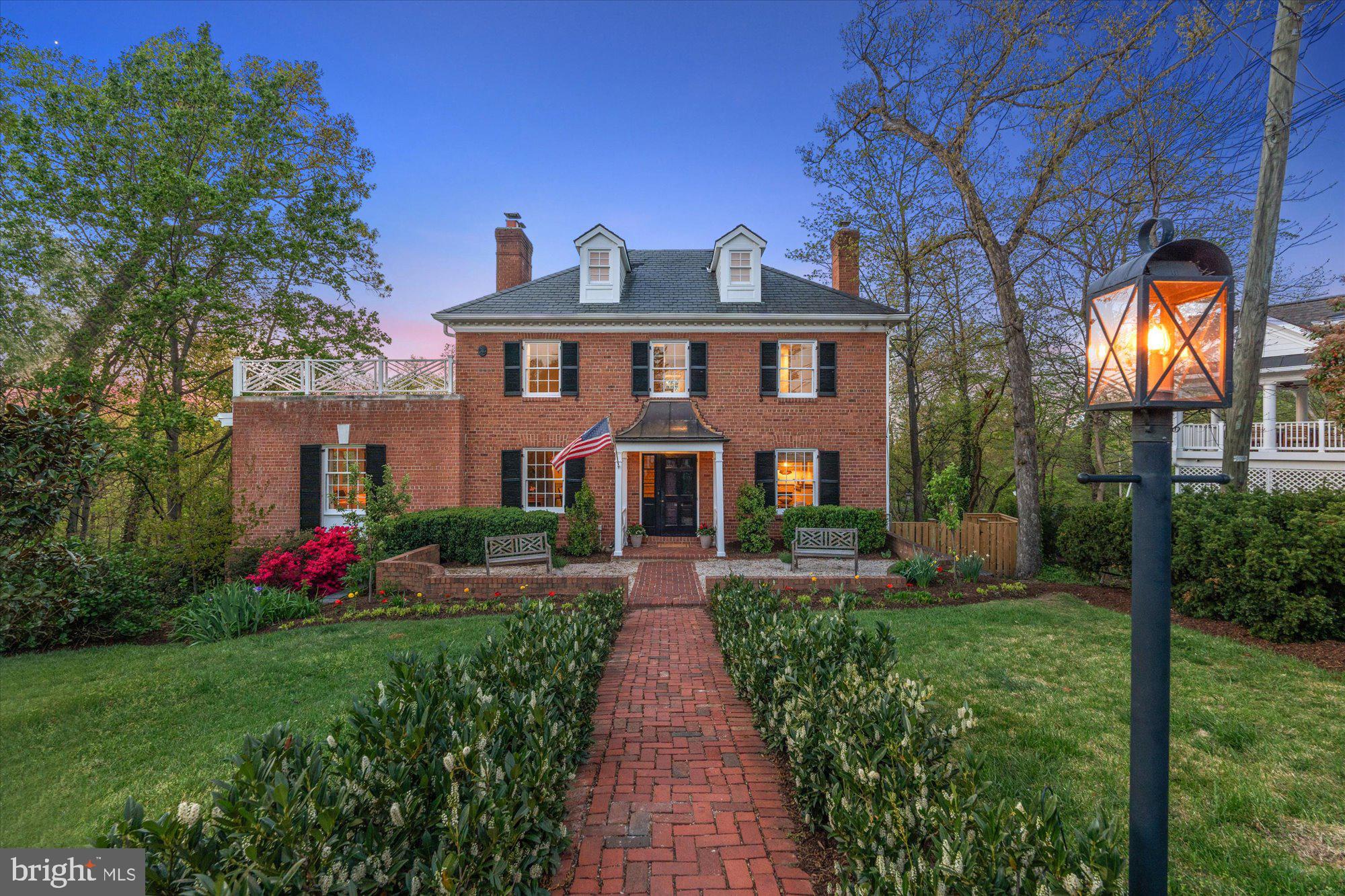 6210 RANDALL COURT